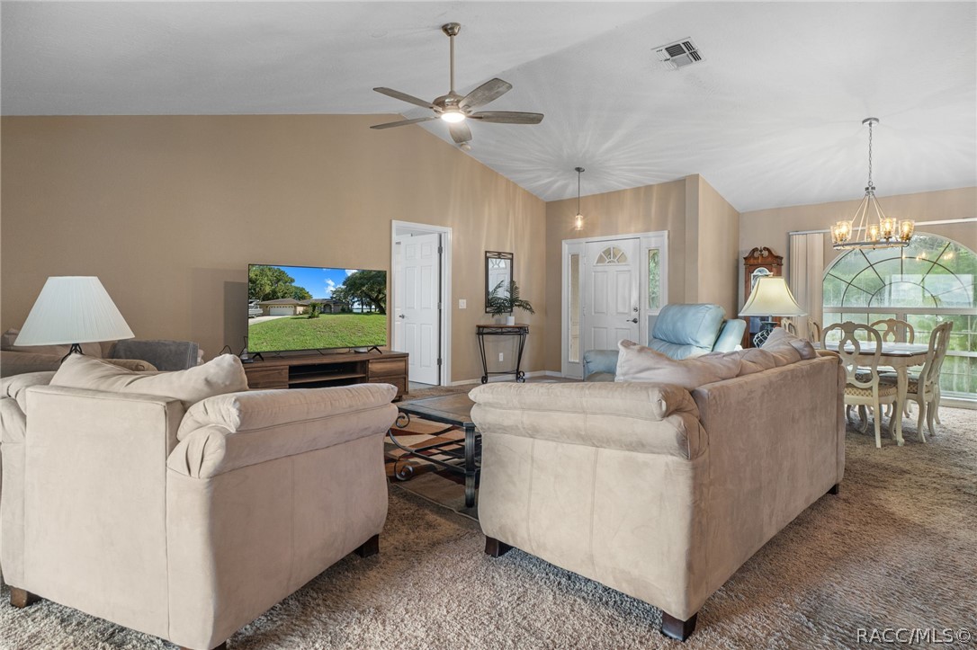 4038 E Eagle Trail