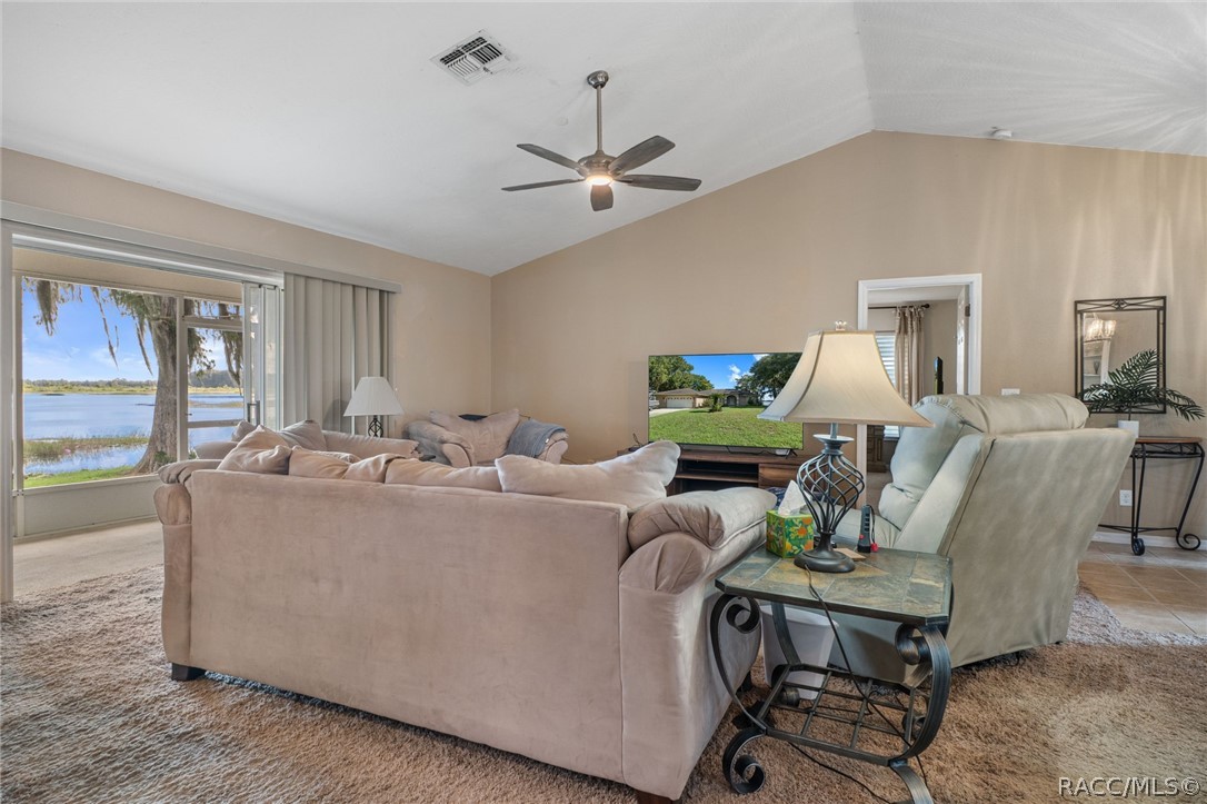 4038 E Eagle Trail