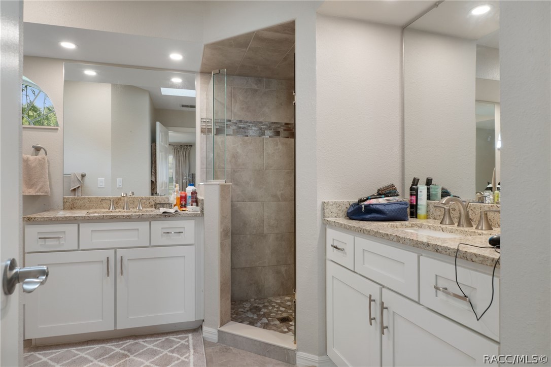 4038 E Eagle Trail