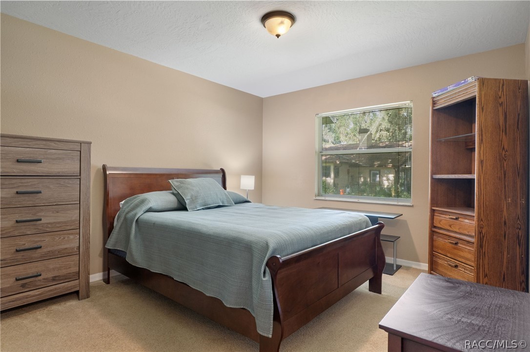 4038 E Eagle Trail