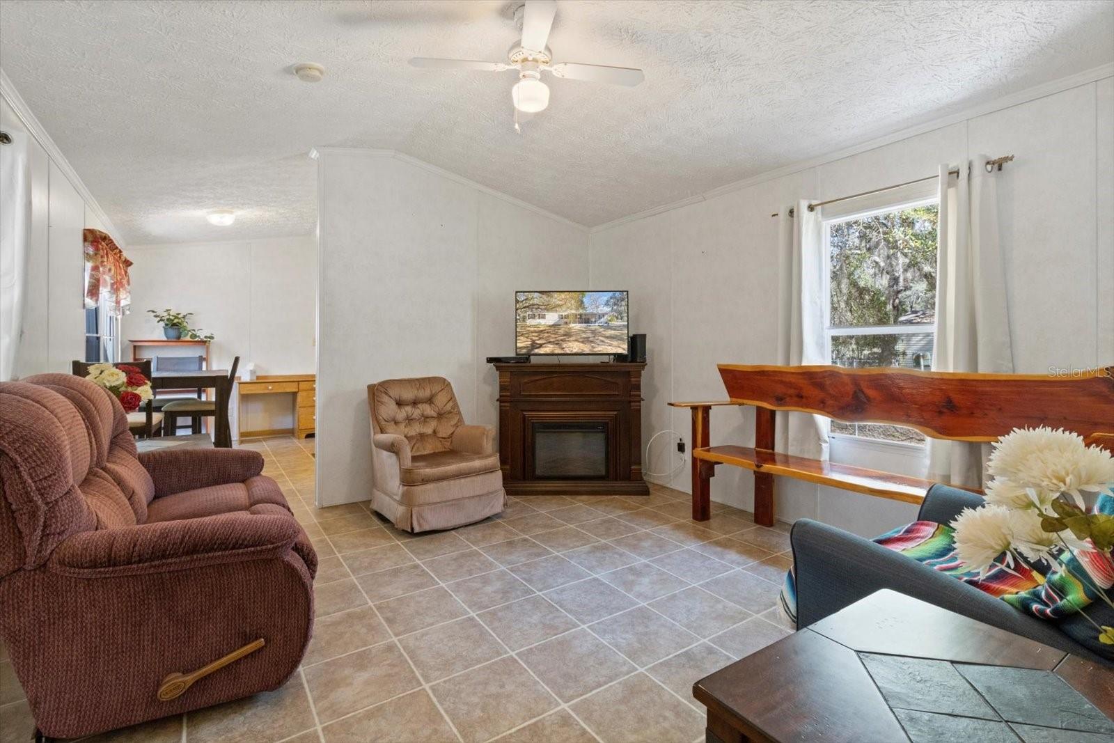 4879 W PLEASANT ACRES PL