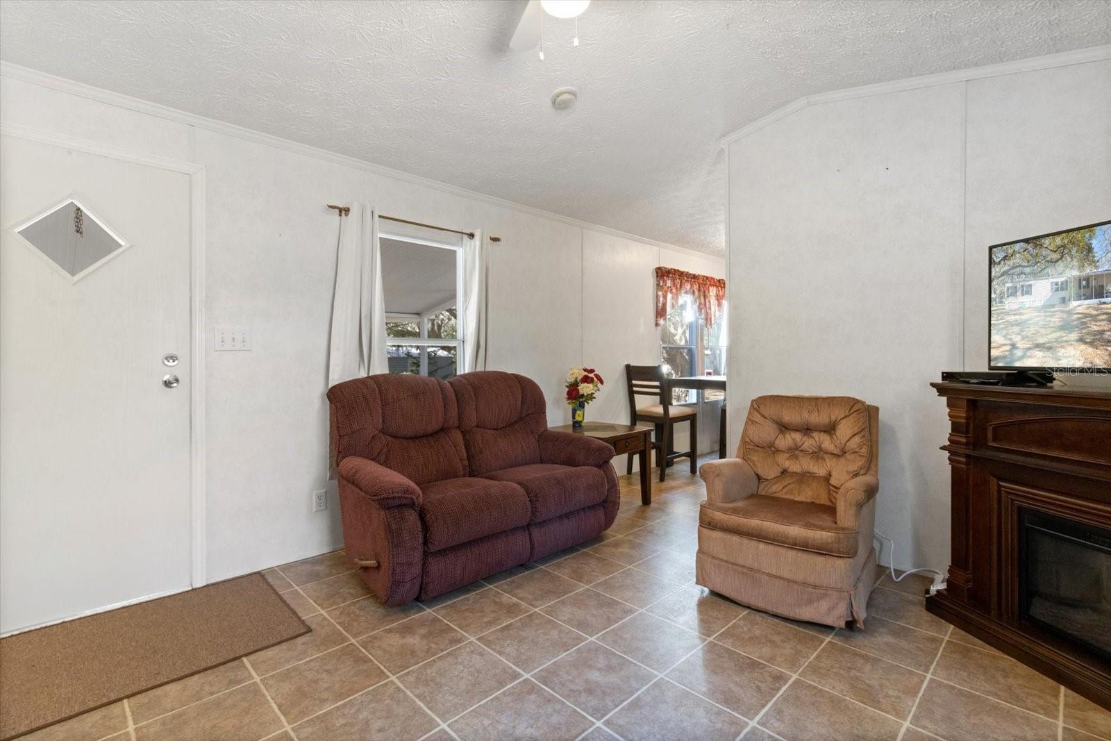 4879 W PLEASANT ACRES PL