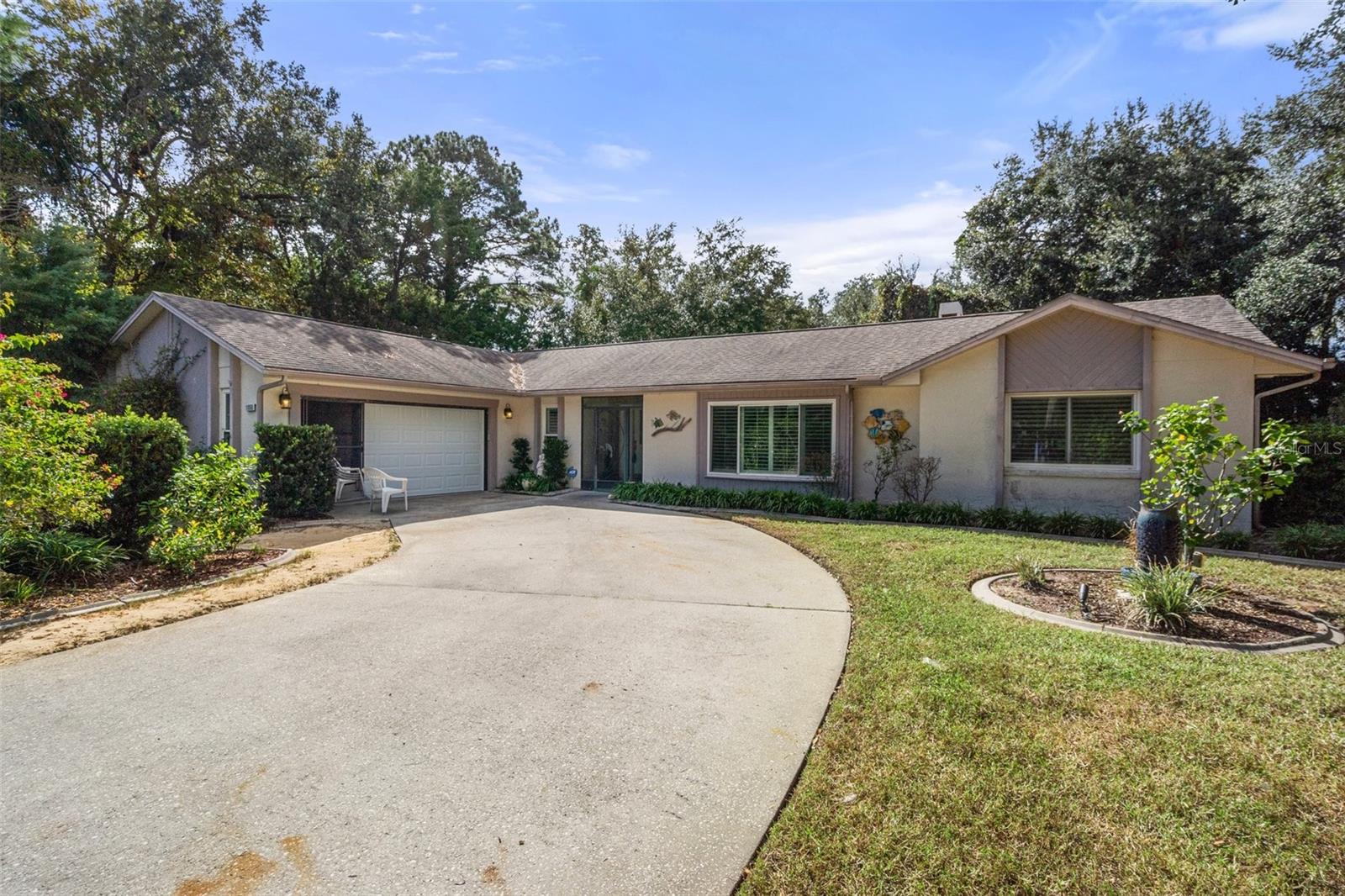11860 W FISHERMAN LN