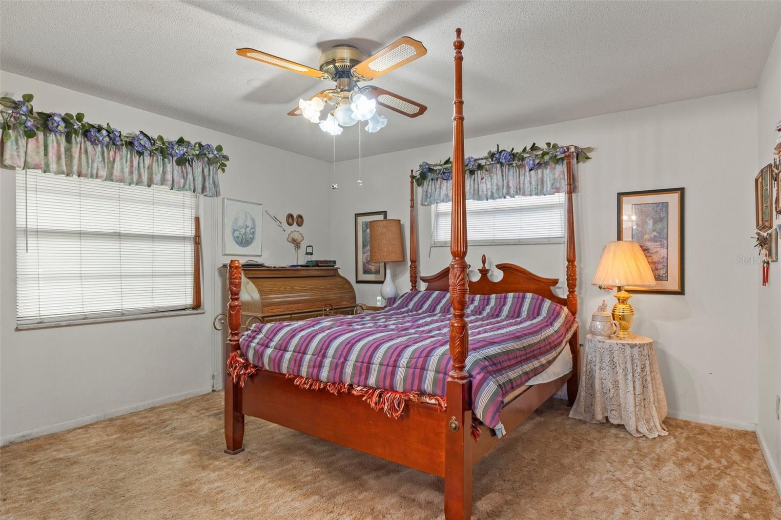 1366 N MERLIN TER