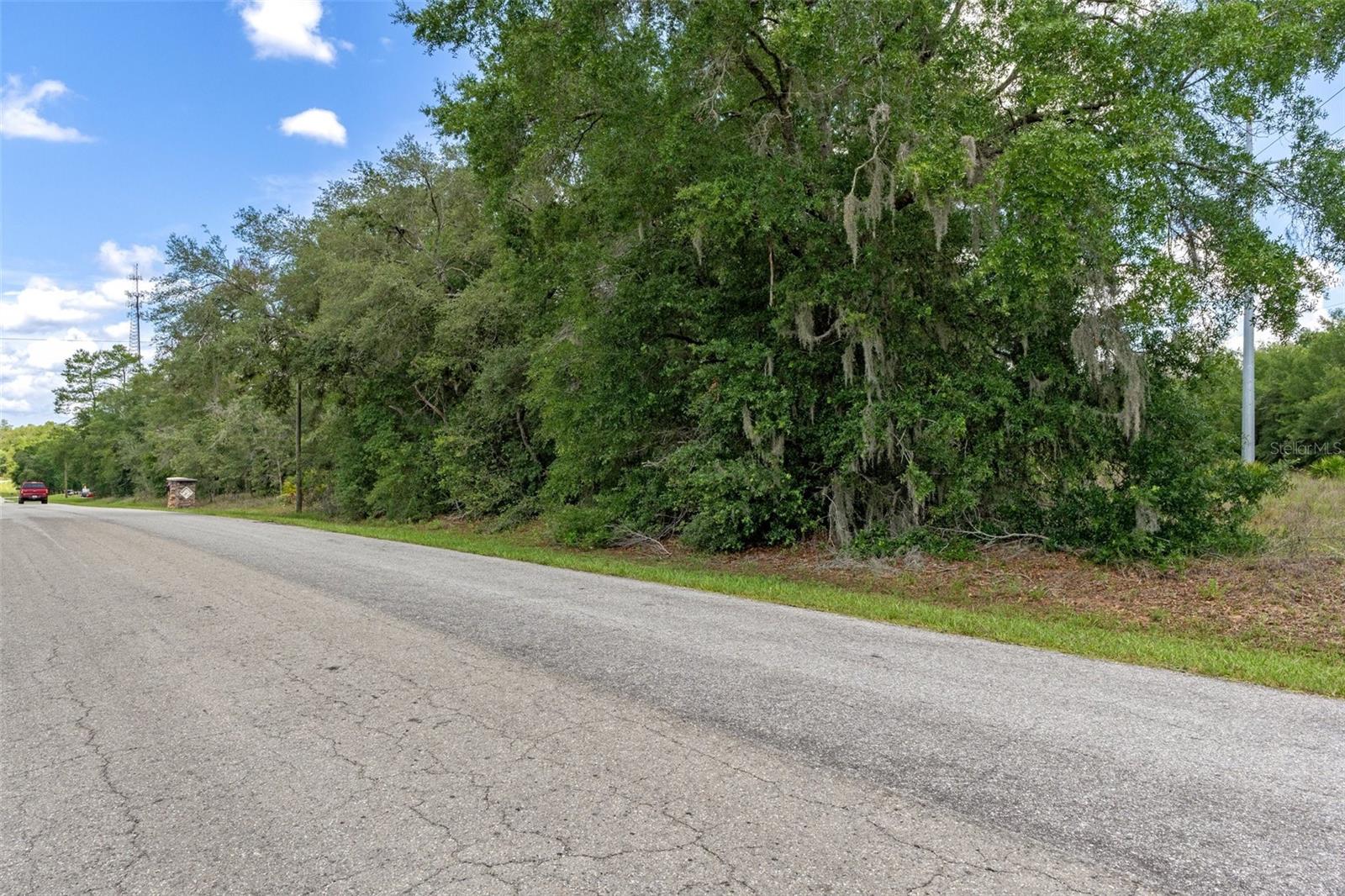 701 E OVERDRIVE LOT 16 CIR