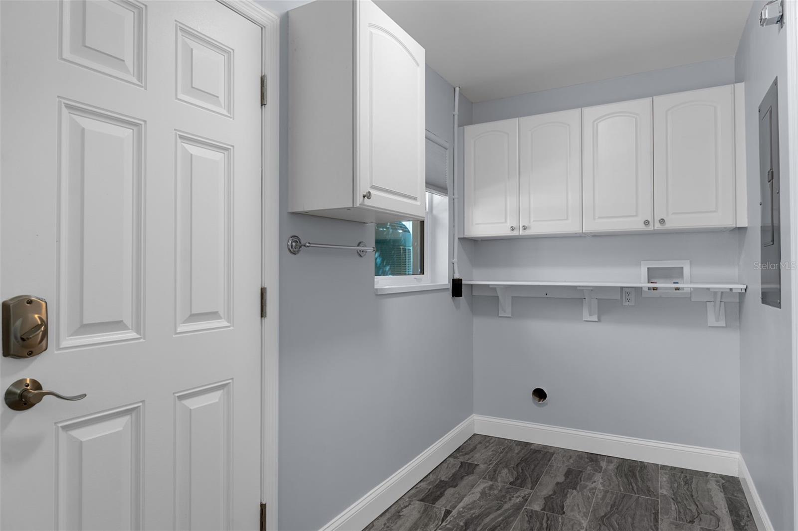 11870 W RIVERHAVEN DR