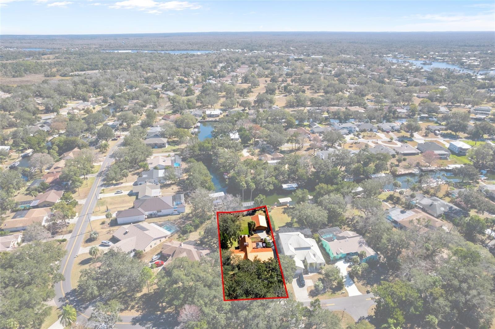 11870 W RIVERHAVEN DR