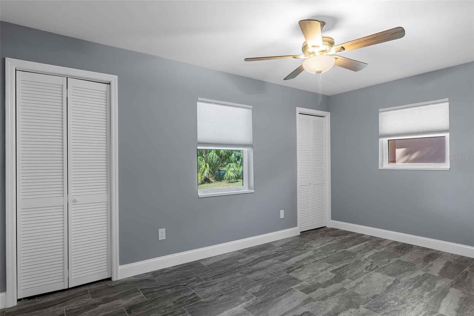 11870 W RIVERHAVEN DR