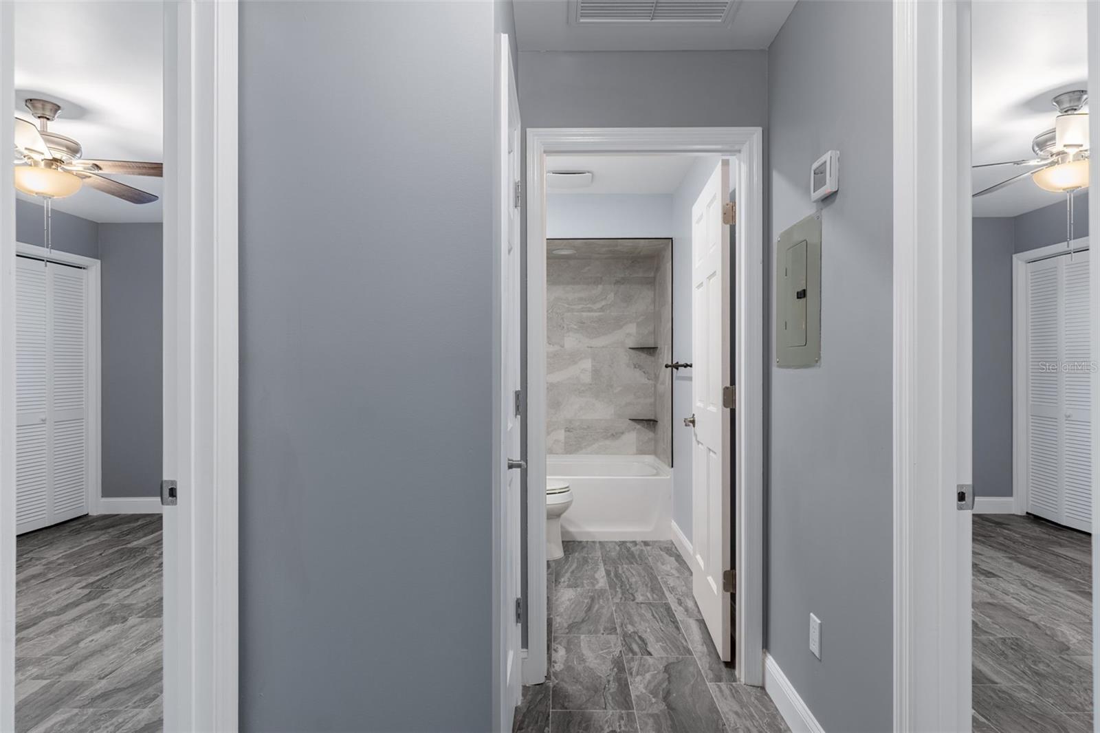 11870 W RIVERHAVEN DR