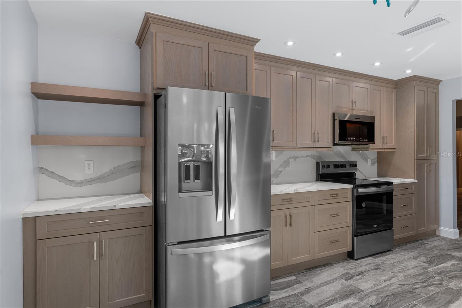 11870 W RIVERHAVEN DR