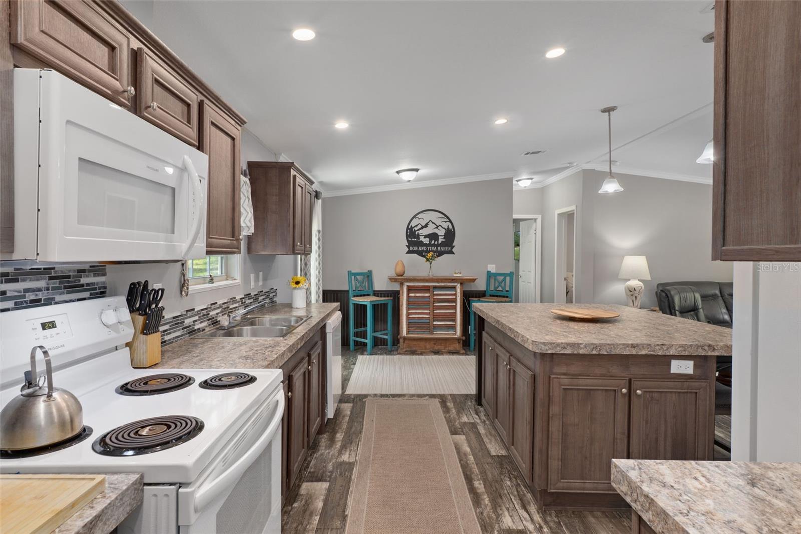 840 N OBRIEN PT