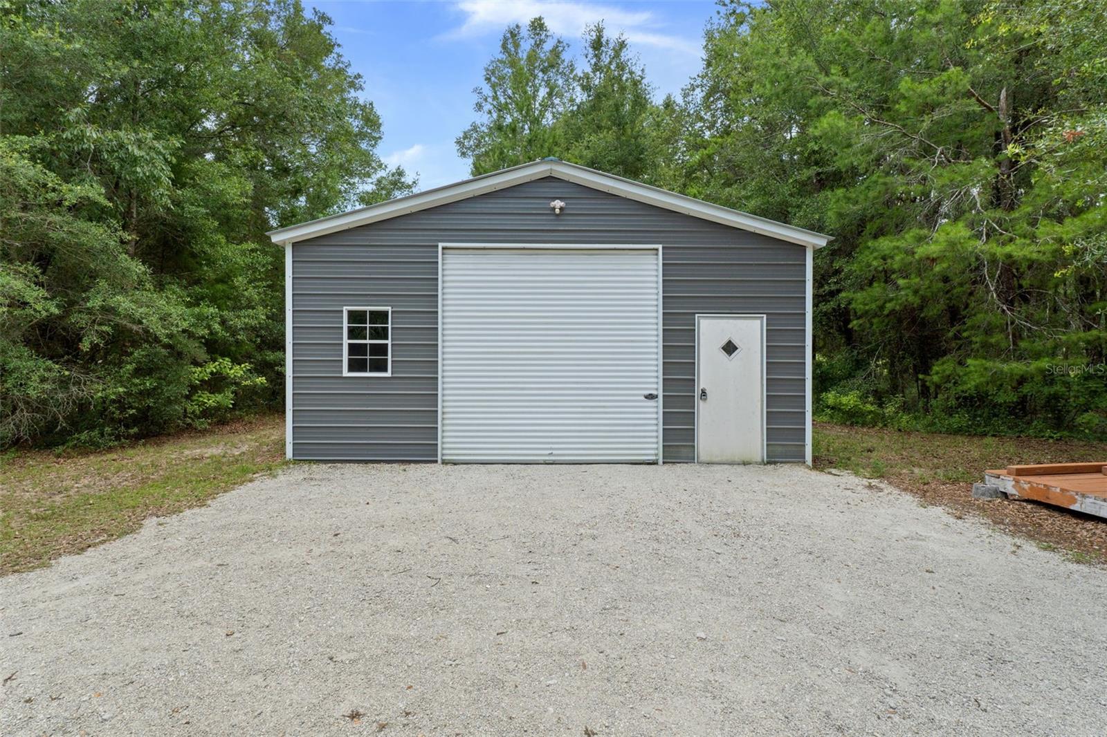 840 N OBRIEN PT