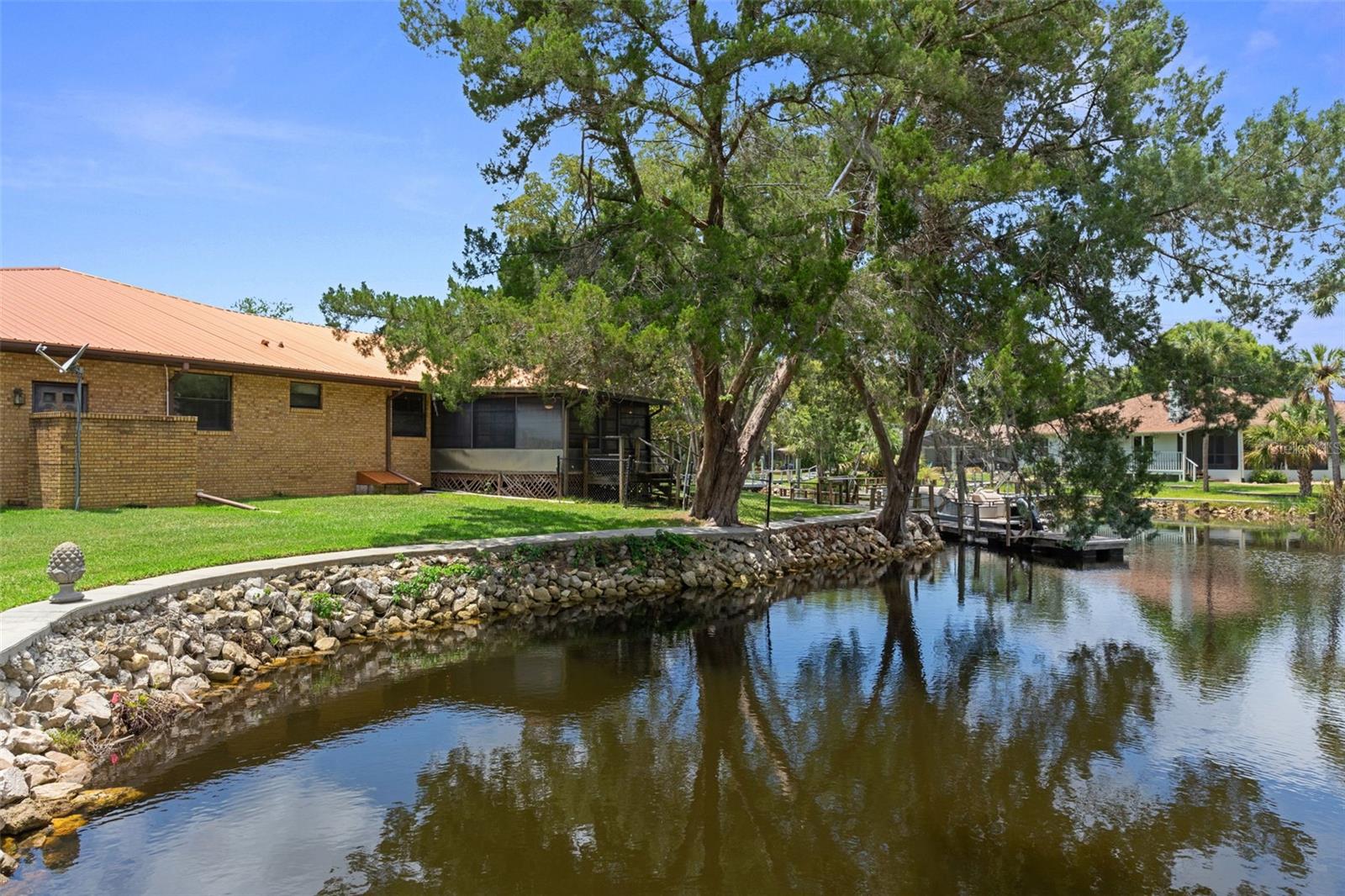11649 W CLUBVIEW DR