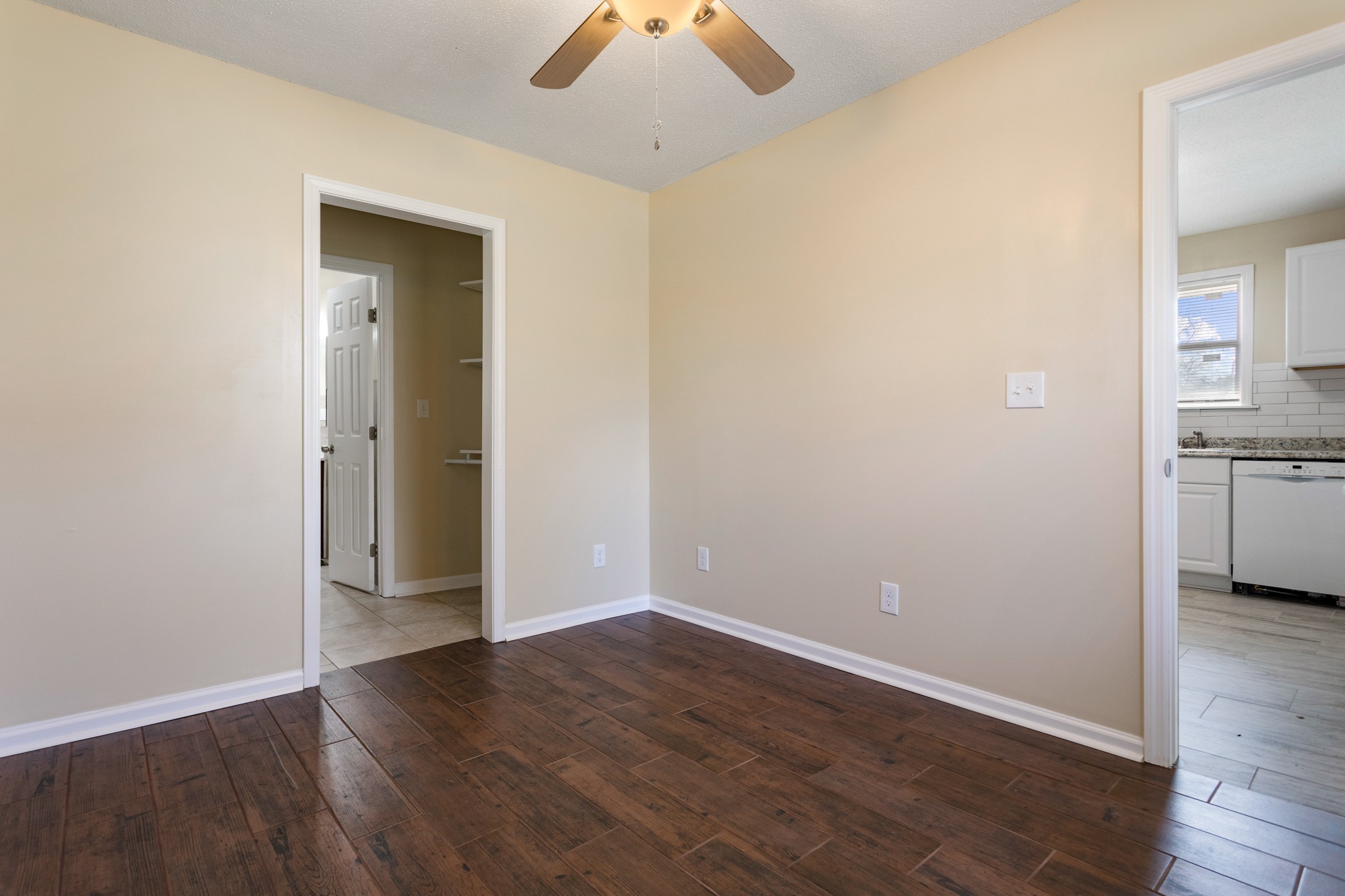 201 Ewing Dr