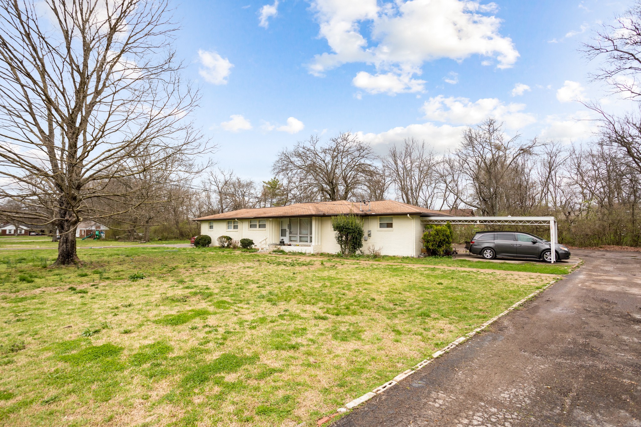 201 Ewing Dr