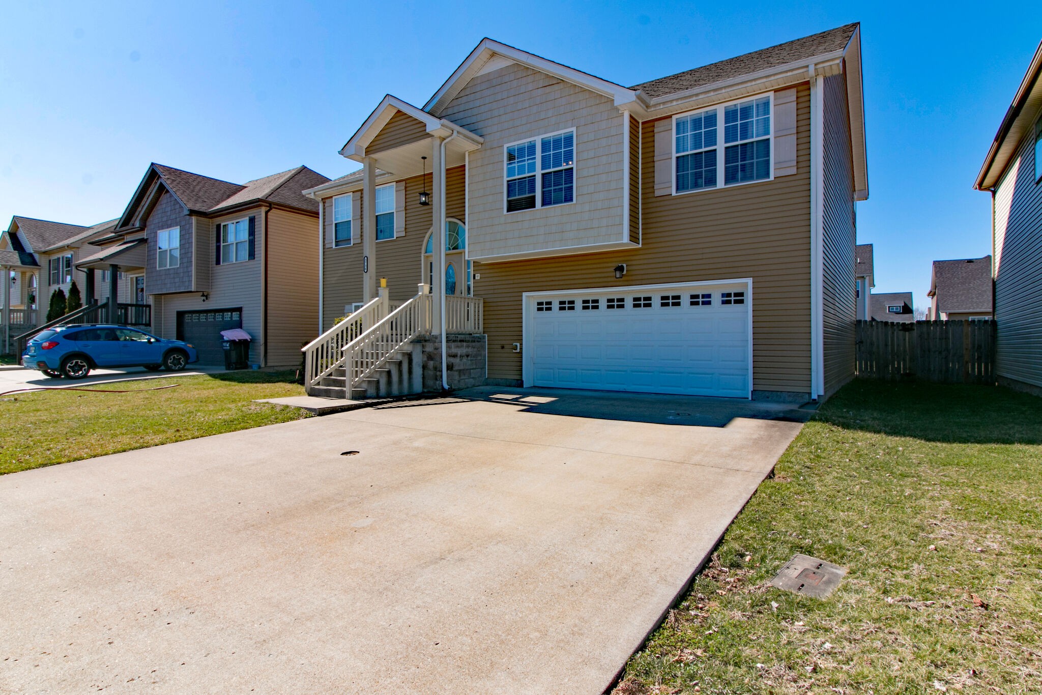 3736 Gray Fox Dr