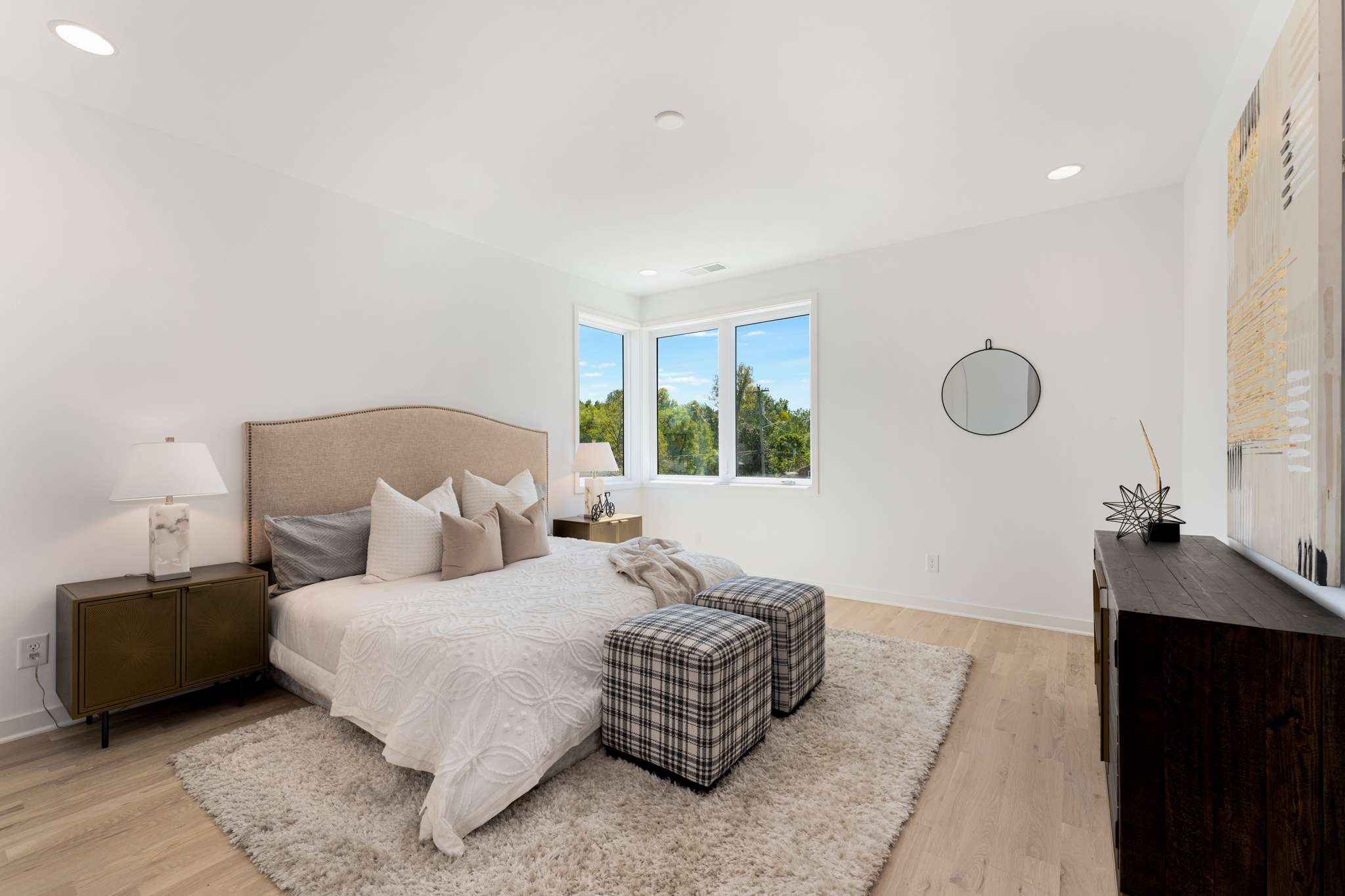 2658 Barclay Dr
