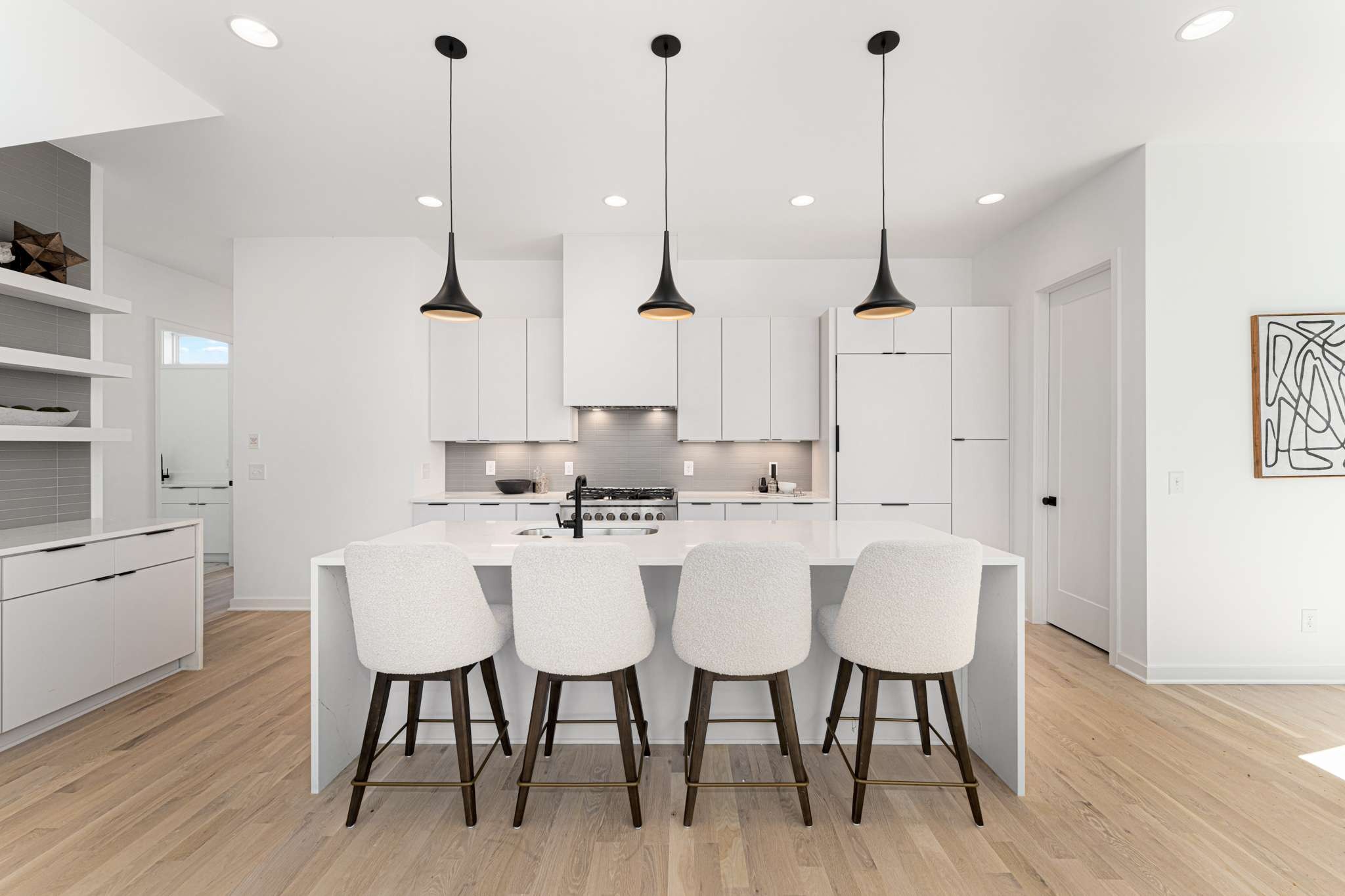 2658 Barclay Dr