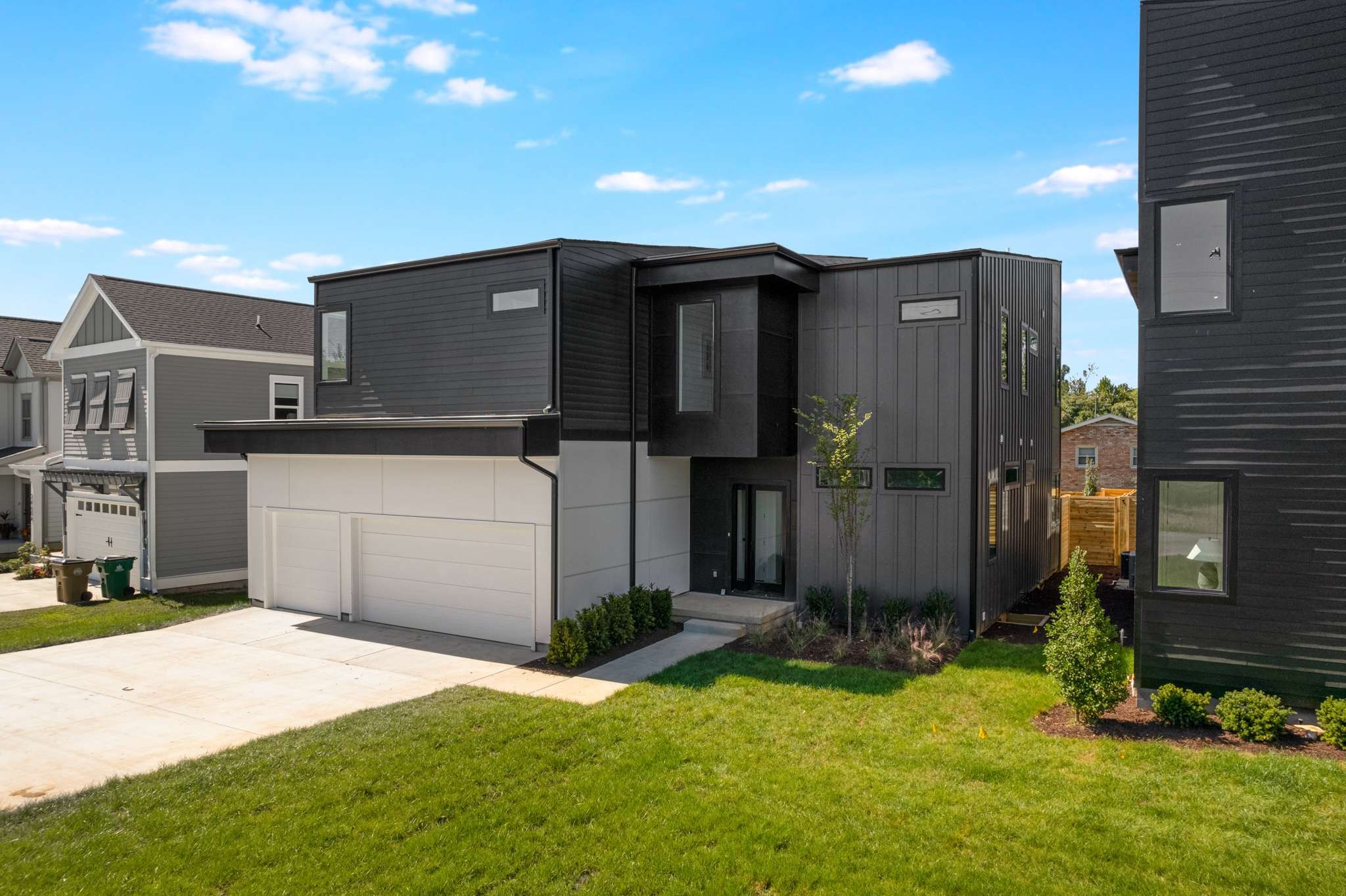 2658 Barclay Dr
