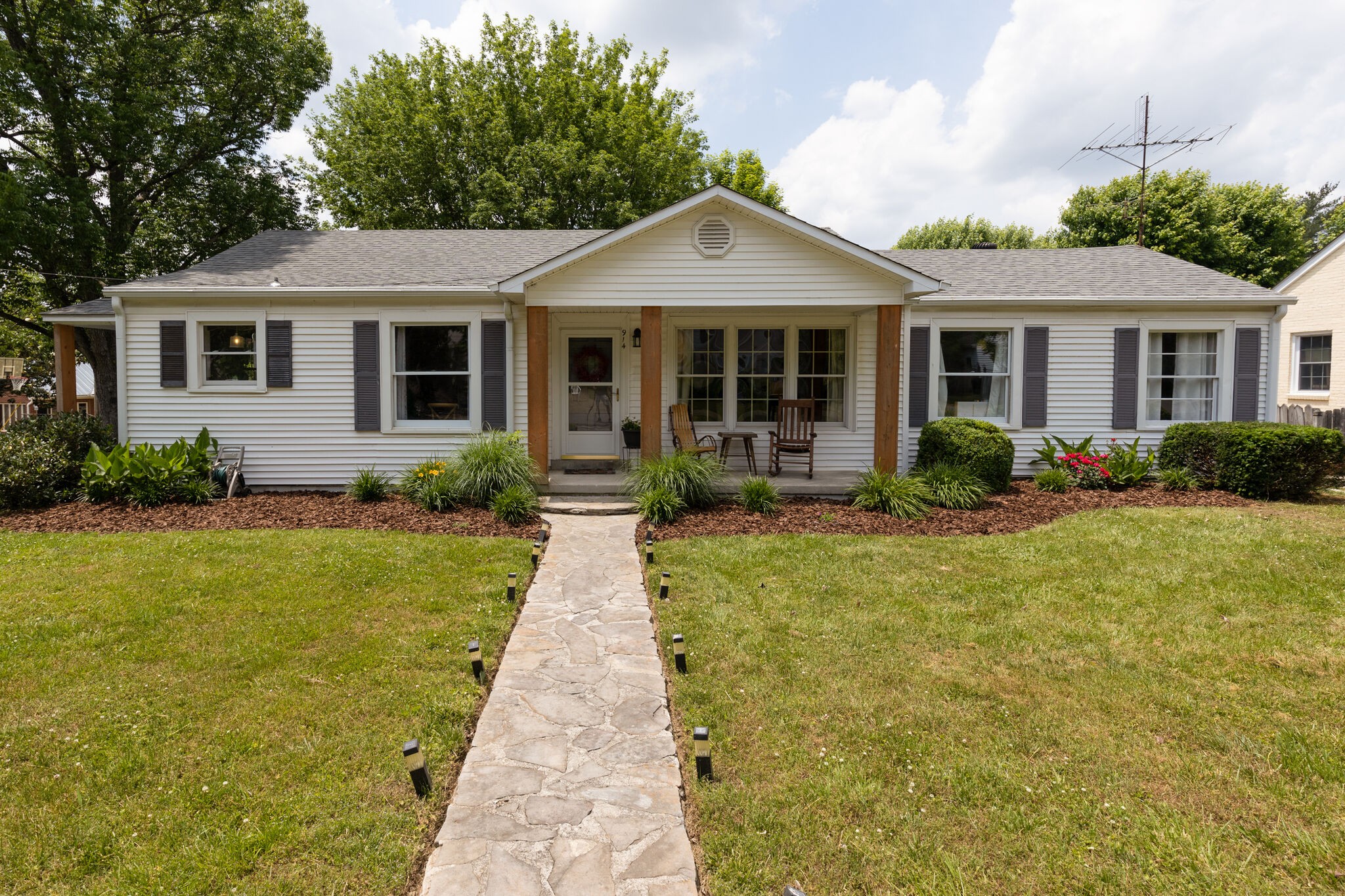 914 Woldridge Dr