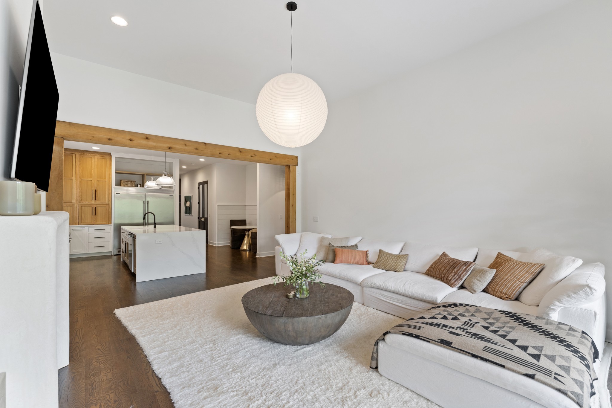 1809 Castleman Dr
