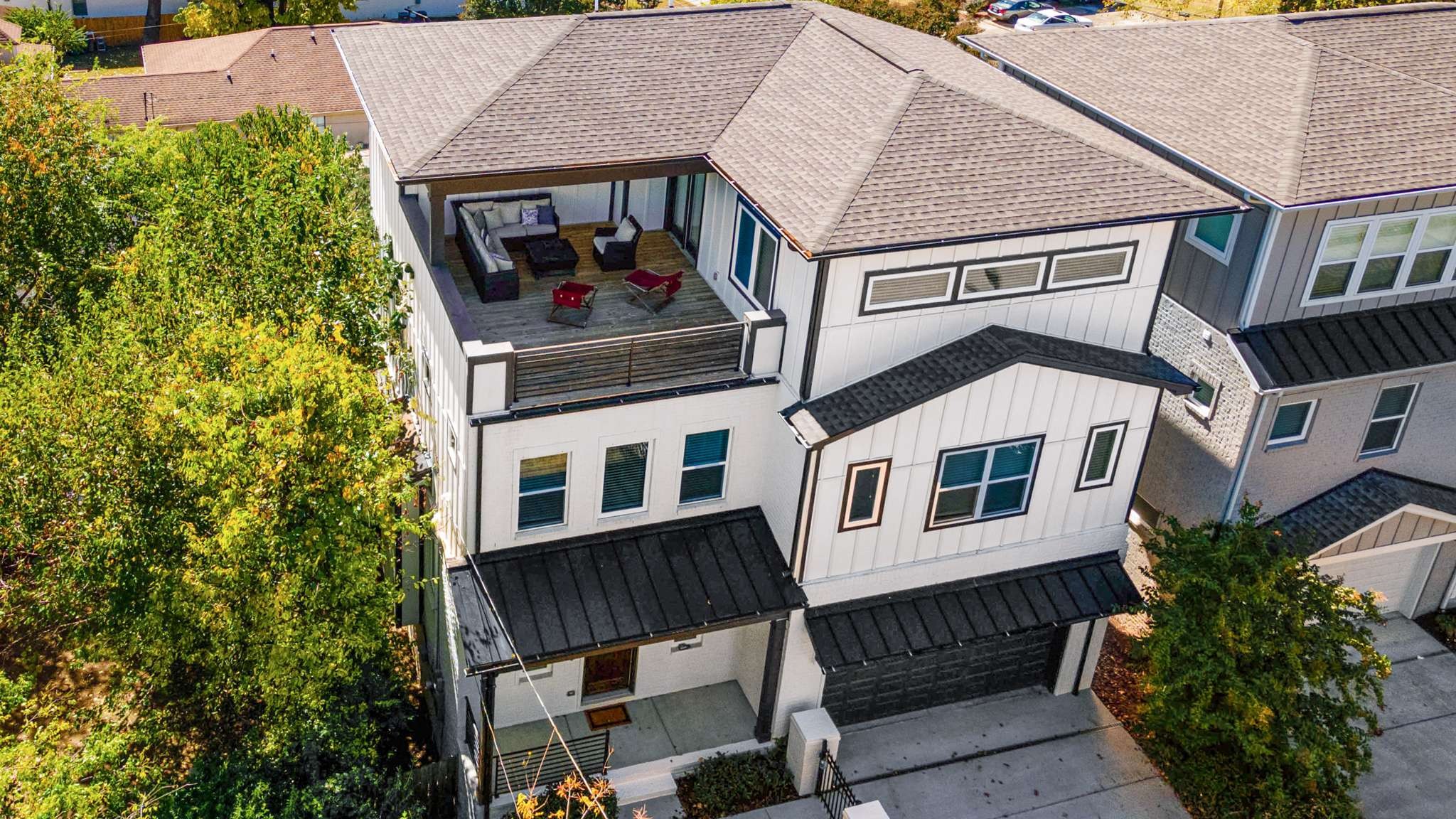 905 Wade Ave