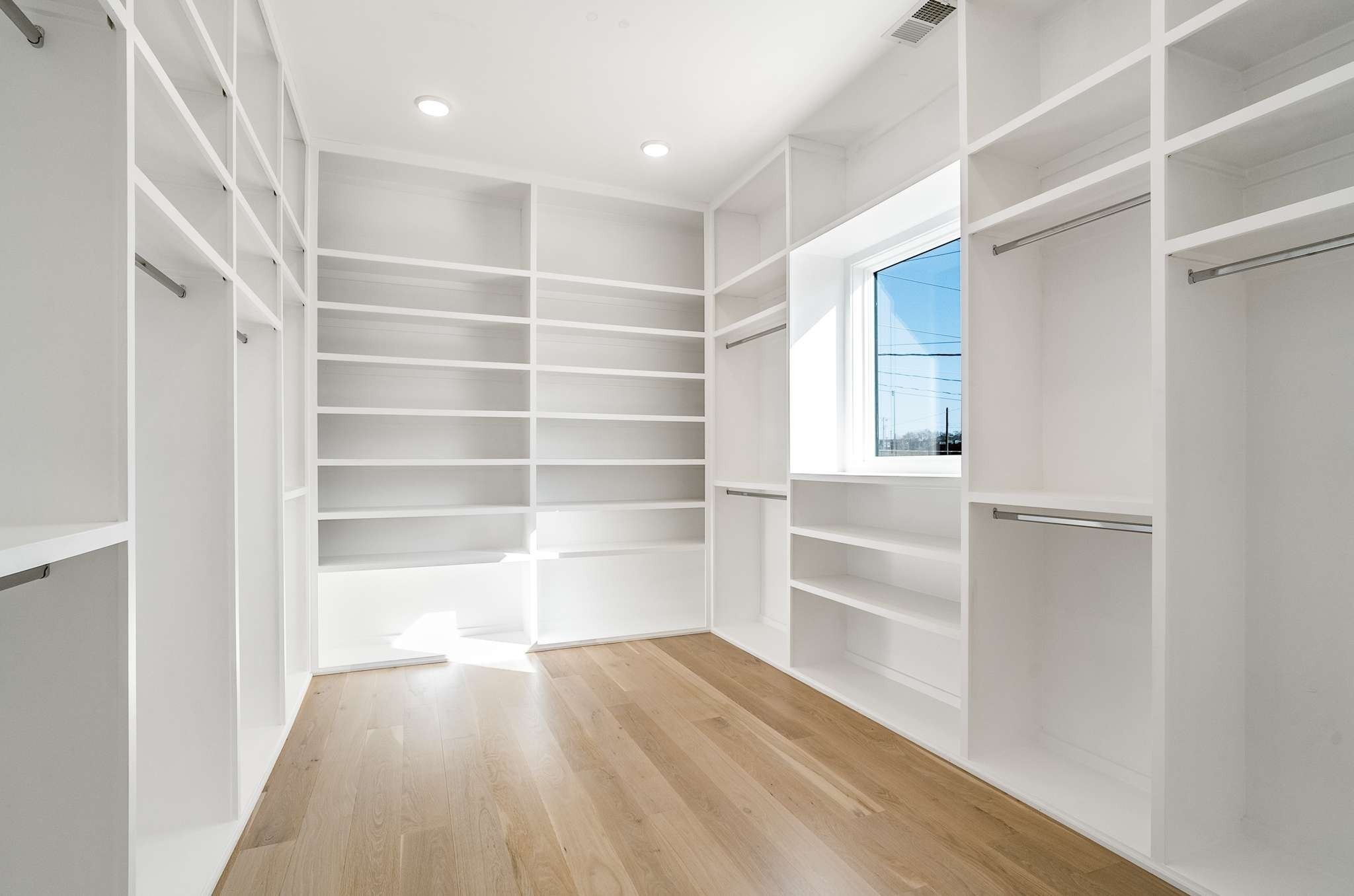 1017 12th Ave, S Unit: A