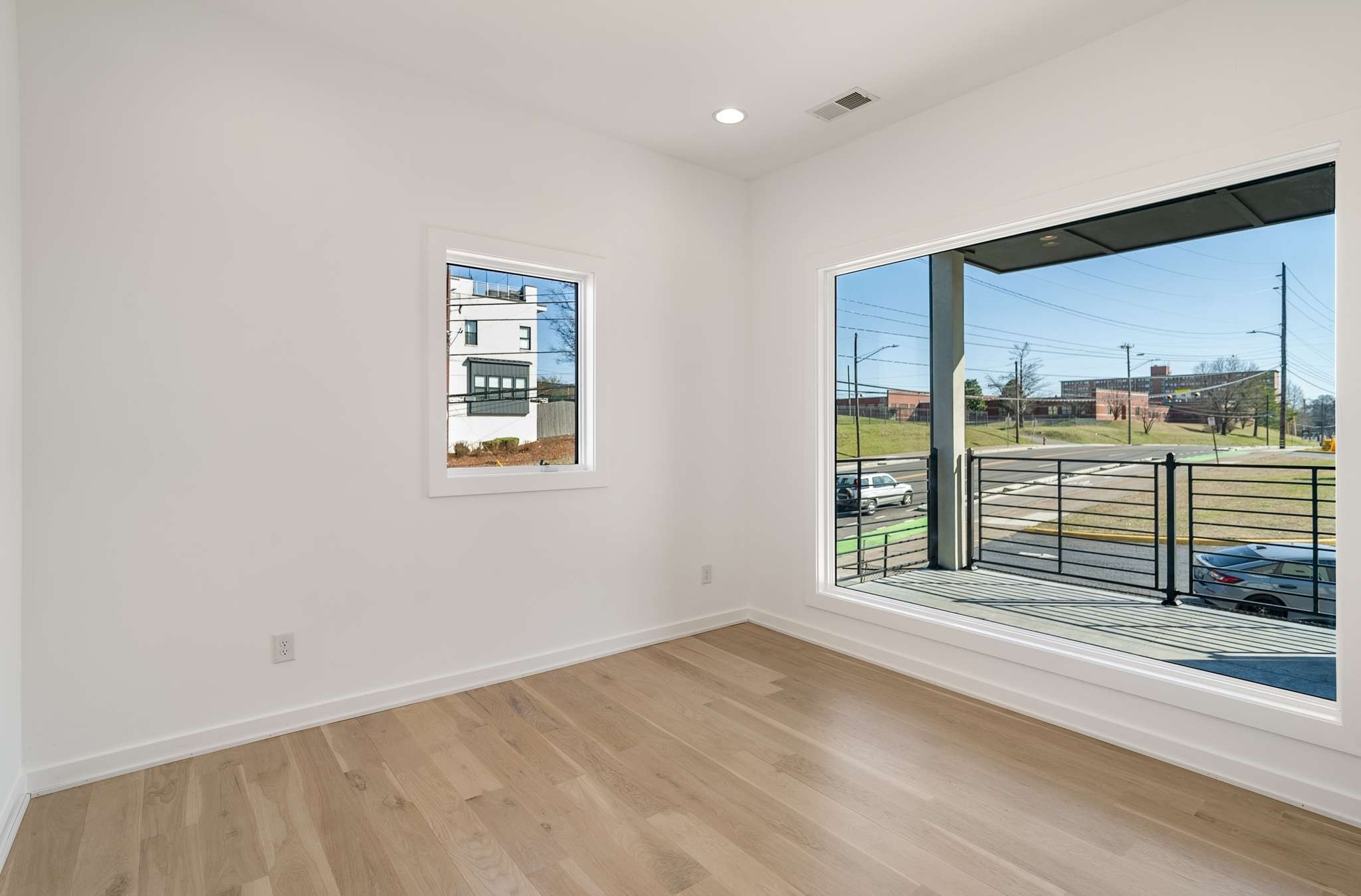 1017 12th Ave, S Unit: A