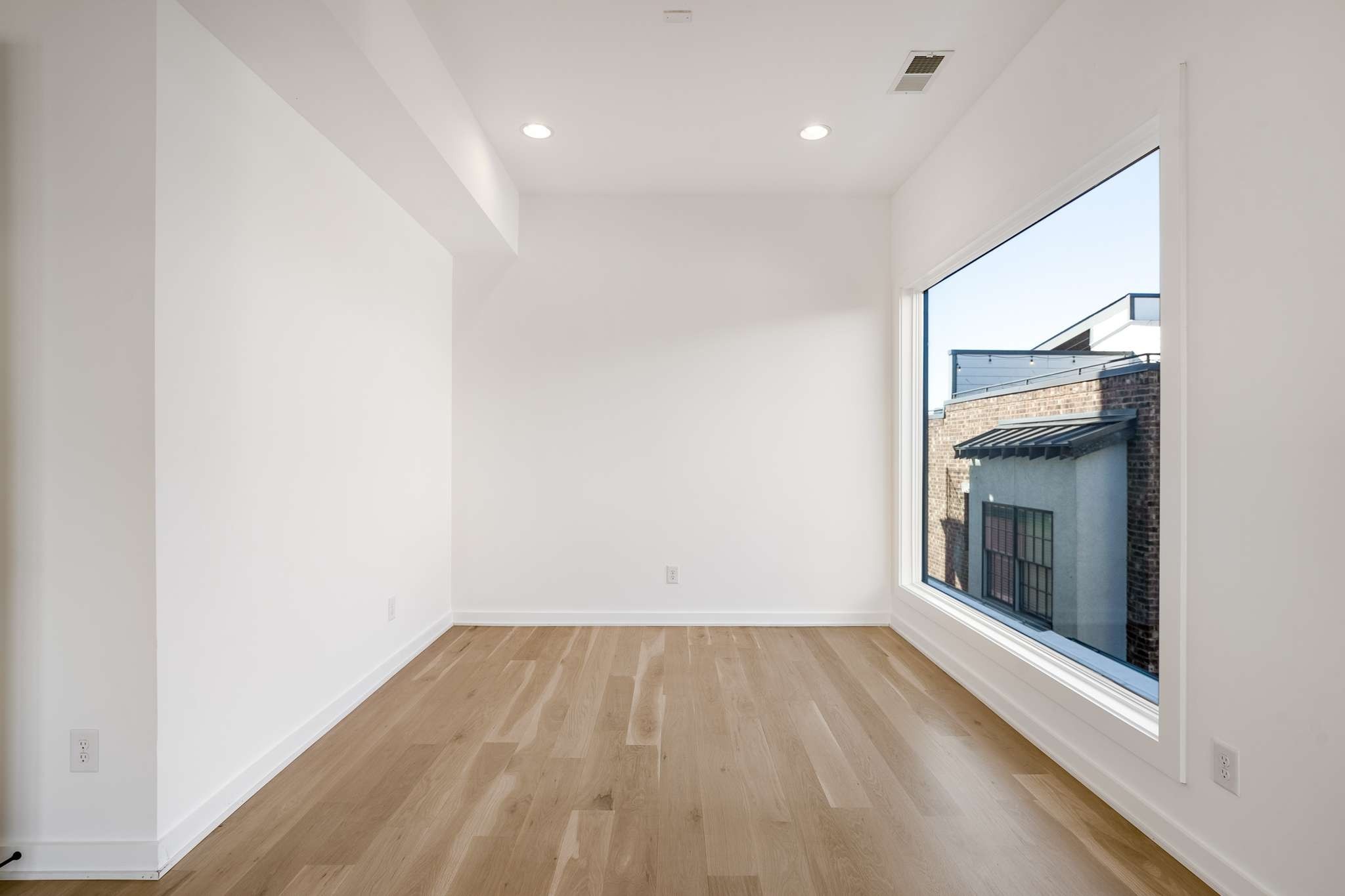 1017 12th Ave, S Unit: A
