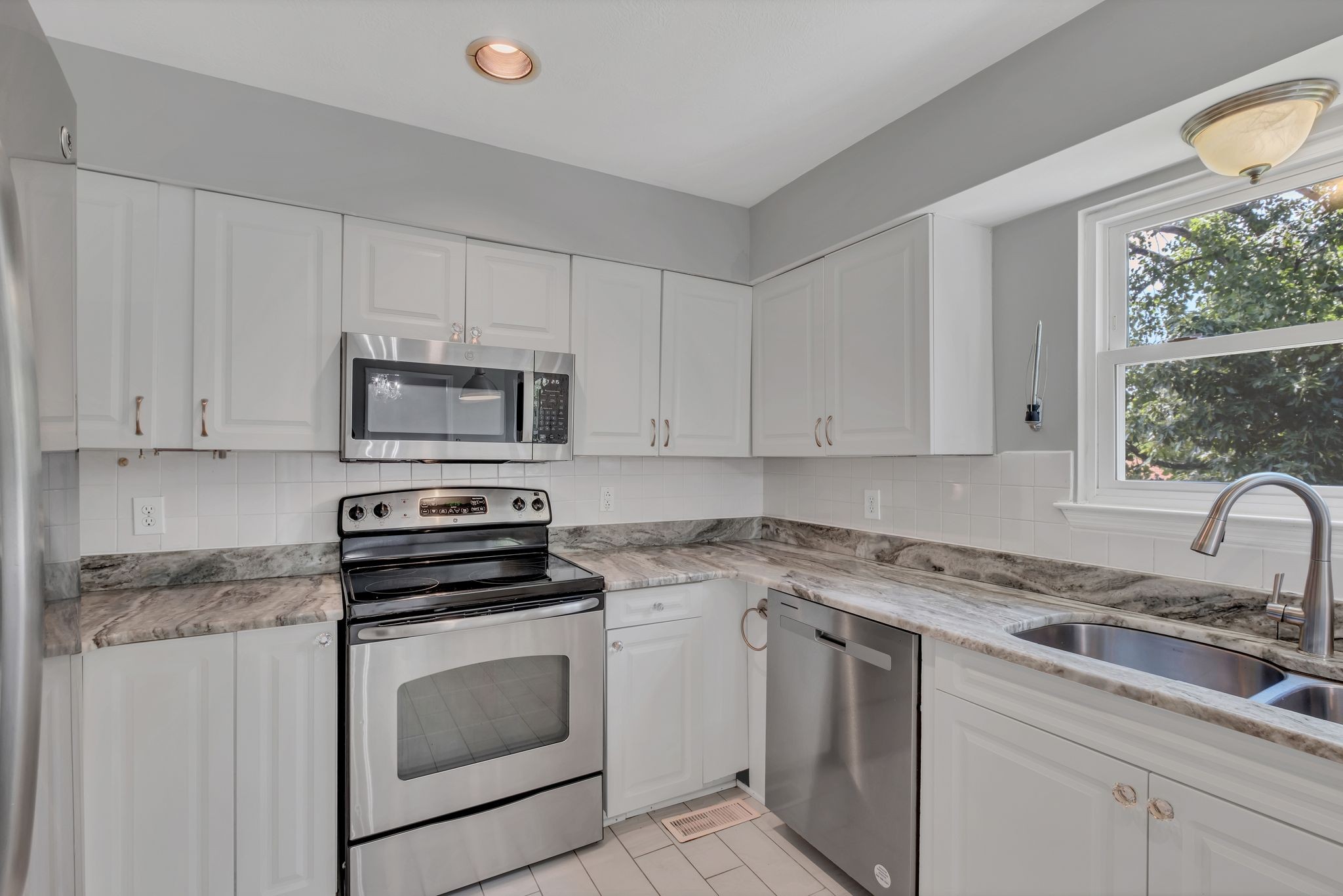 1500 Trailwood Ct