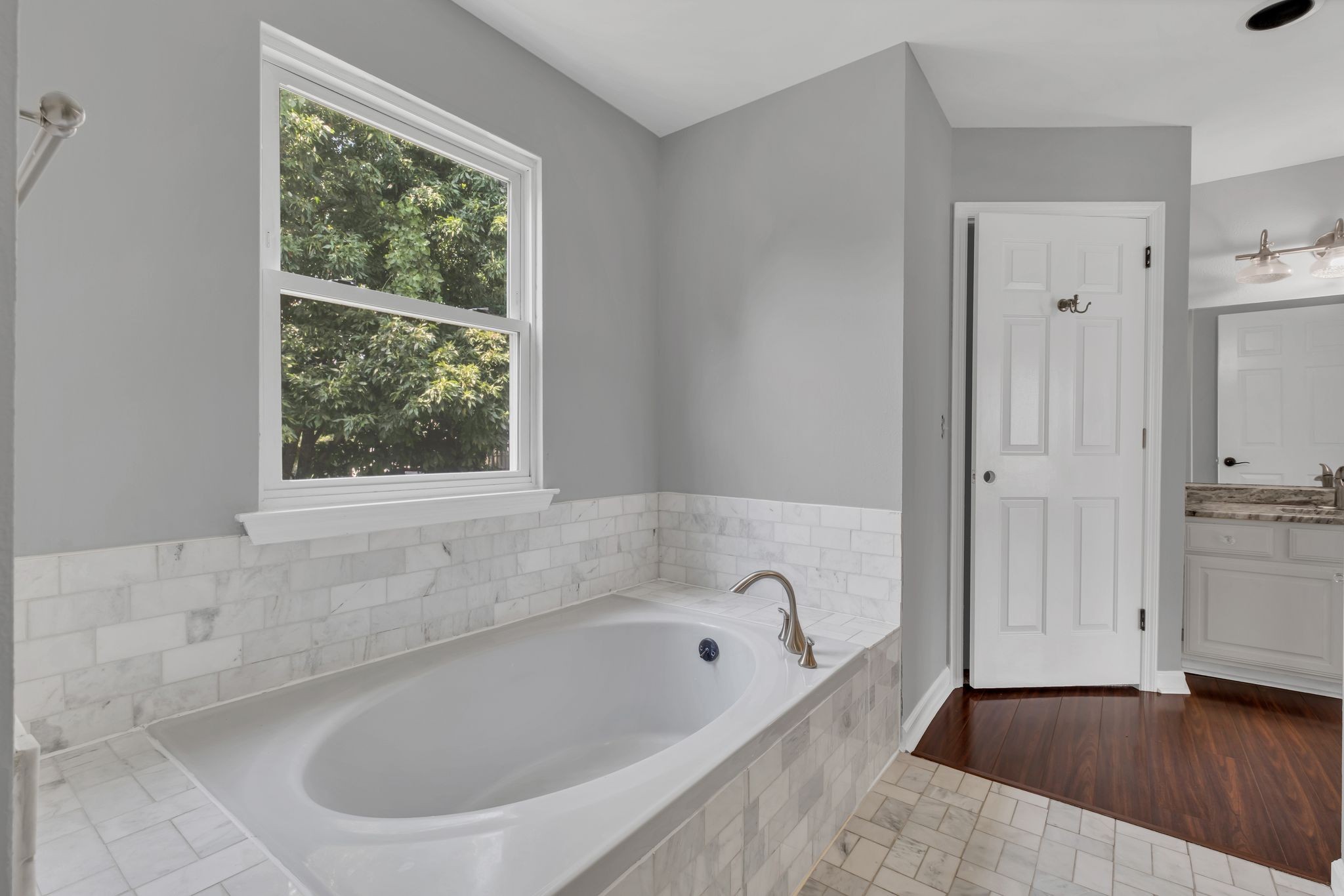 1500 Trailwood Ct