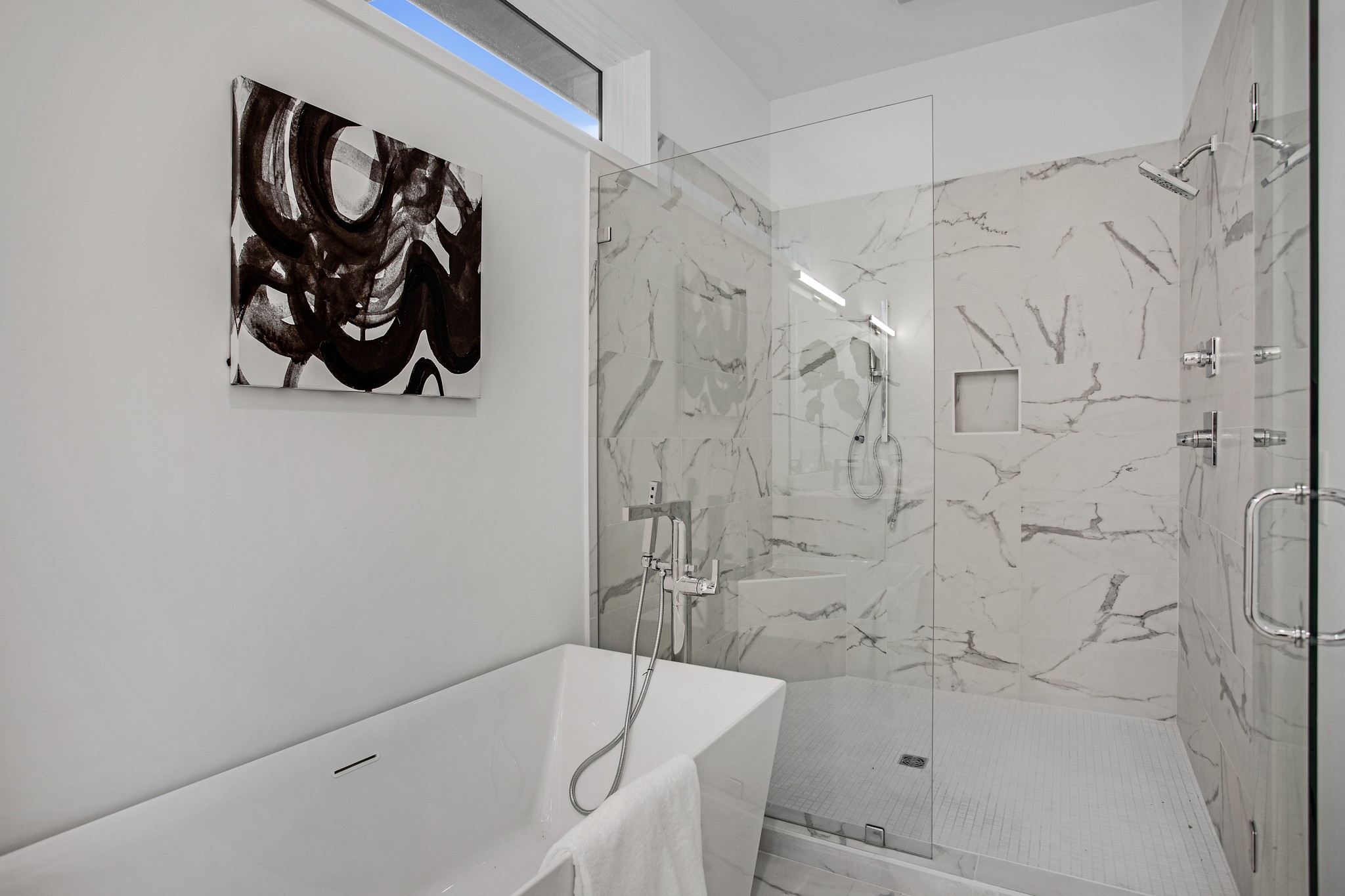2505 Barclay Dr