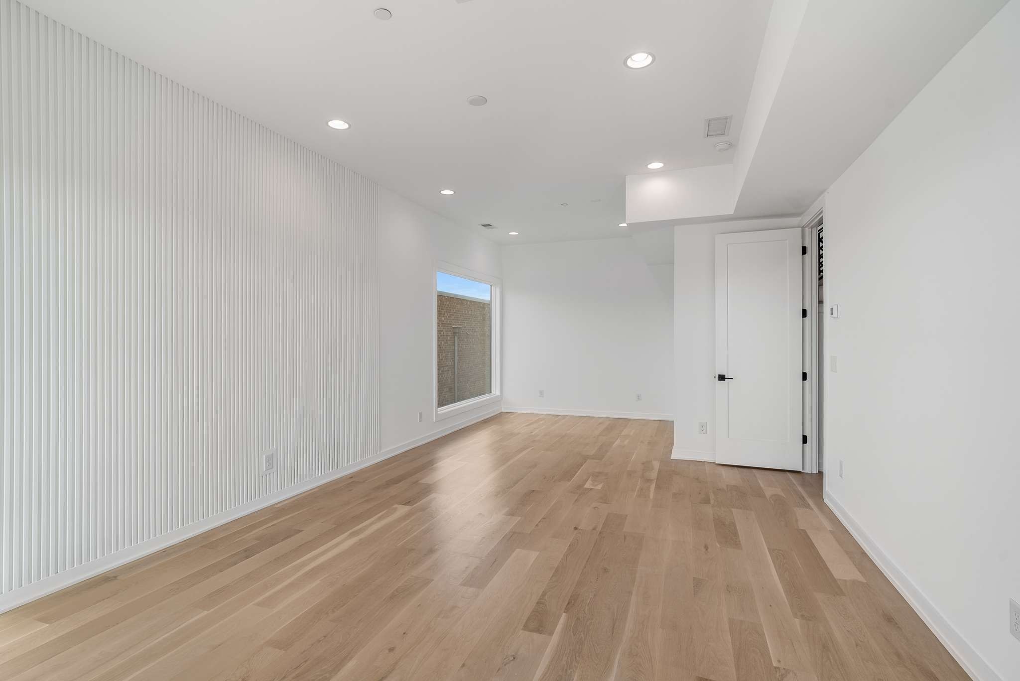 1017 12th Ave, S Unit: B