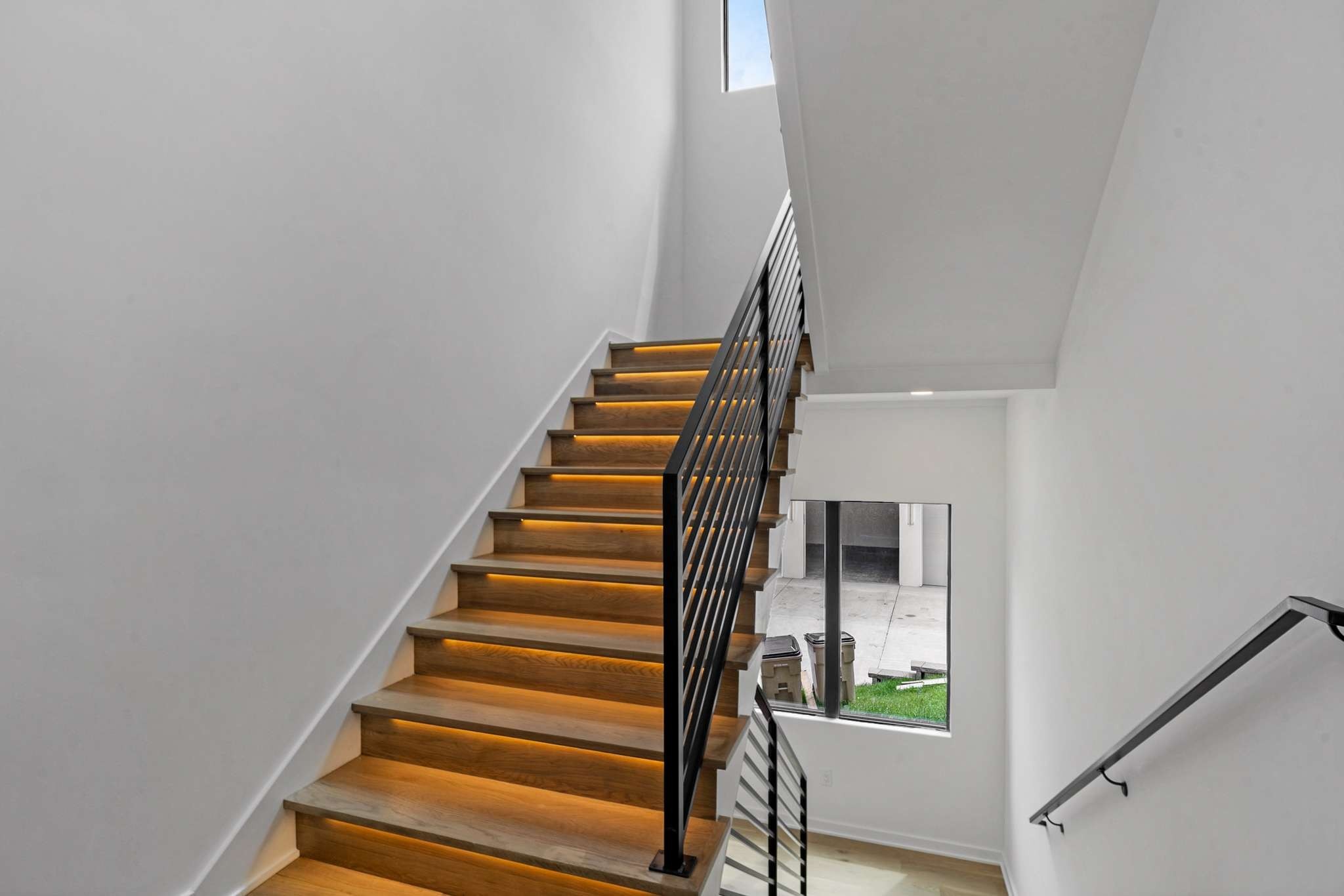 4503 Wayland Dr