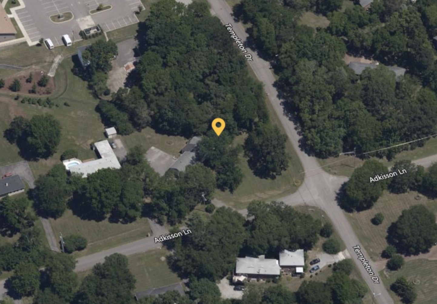 725 Adkisson Ln