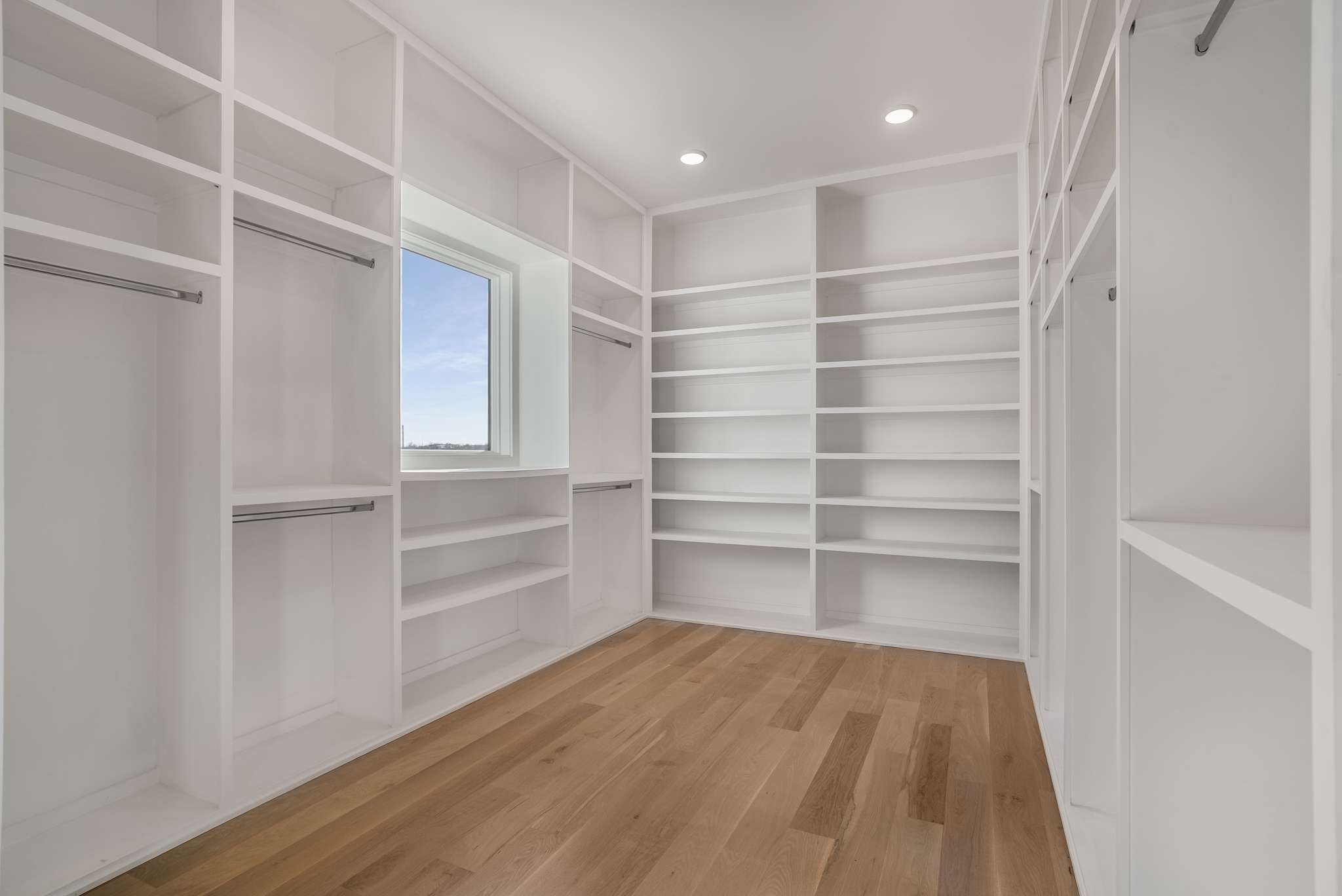 1017 12th Ave, S Unit: B