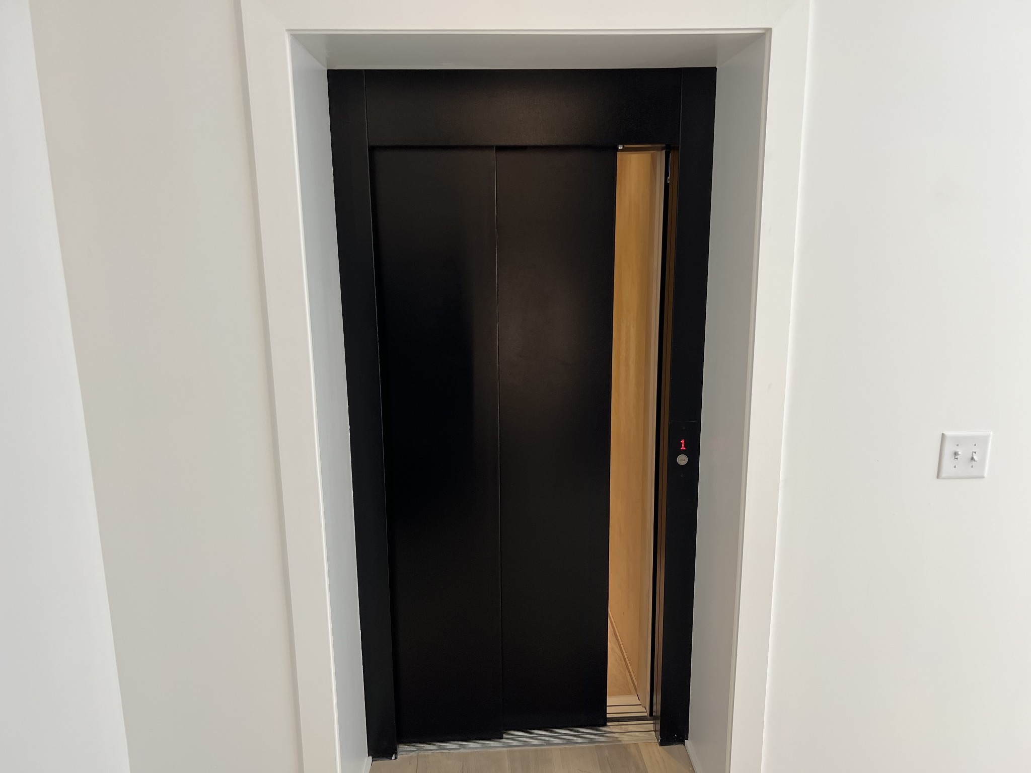 1017 12th Ave, S Unit: B