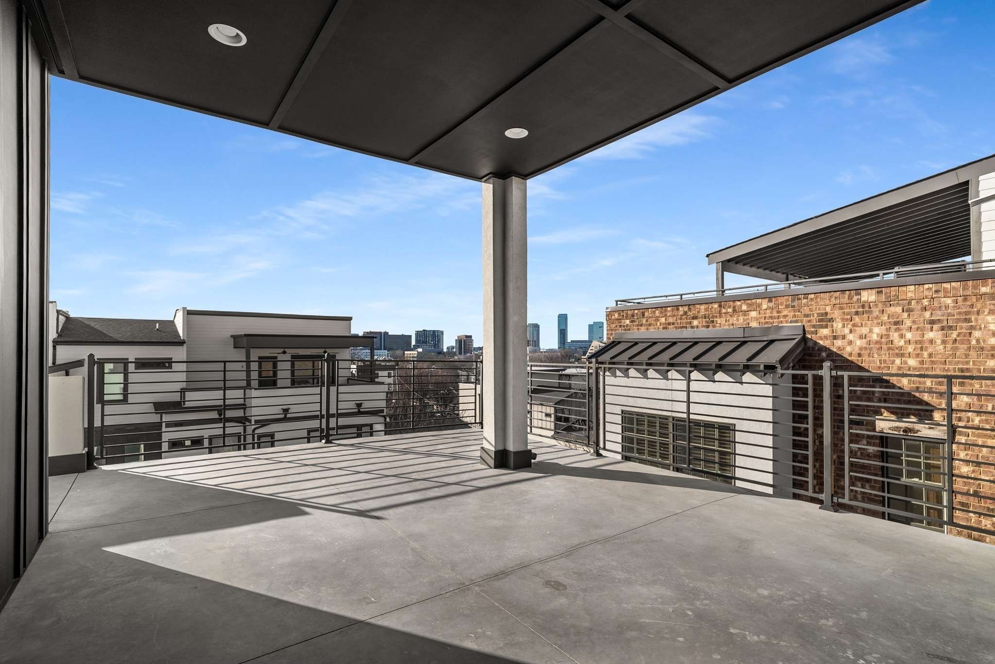 1017 12th Ave, S Unit: B