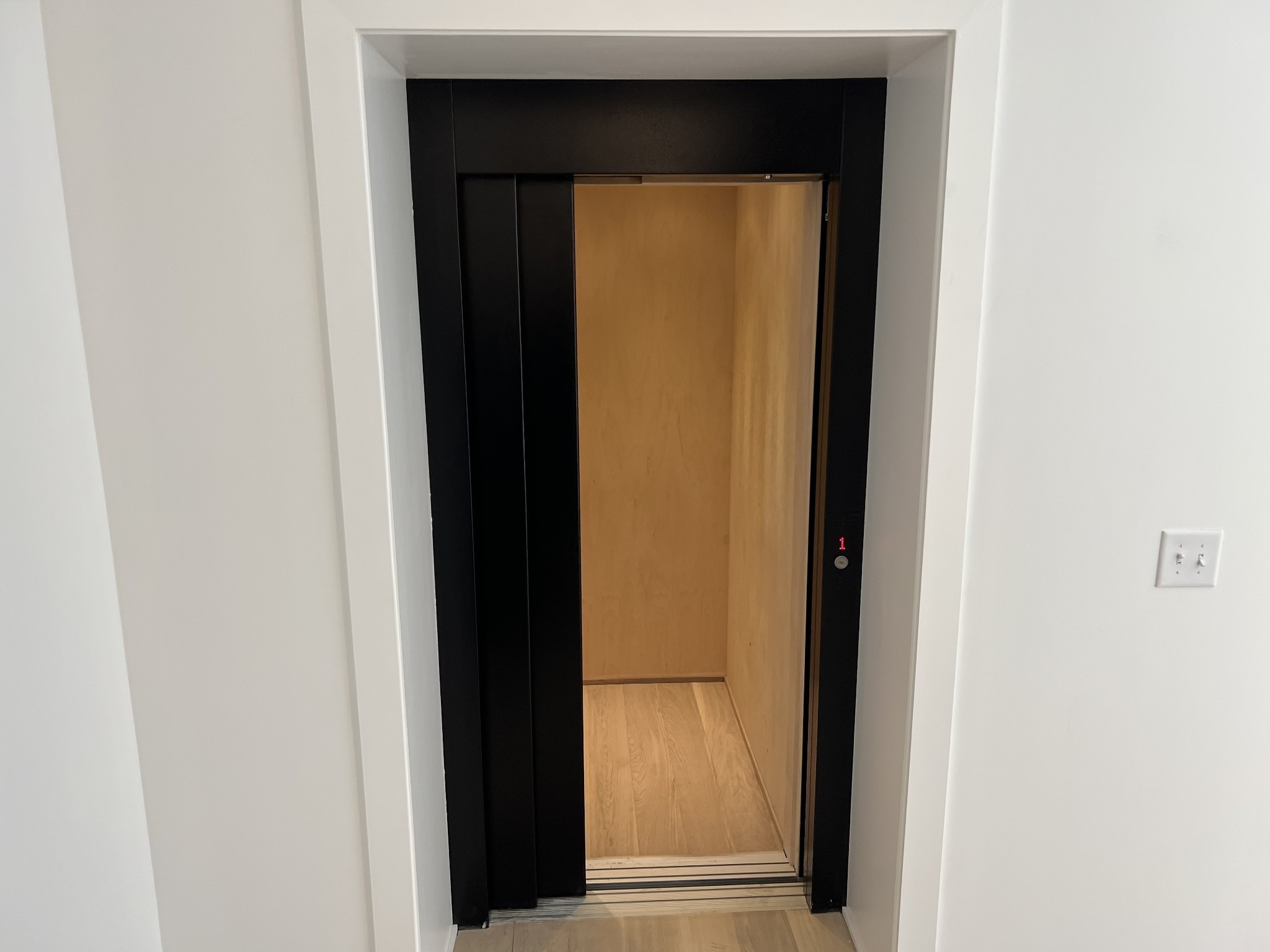 1017 12th Ave, S Unit: B