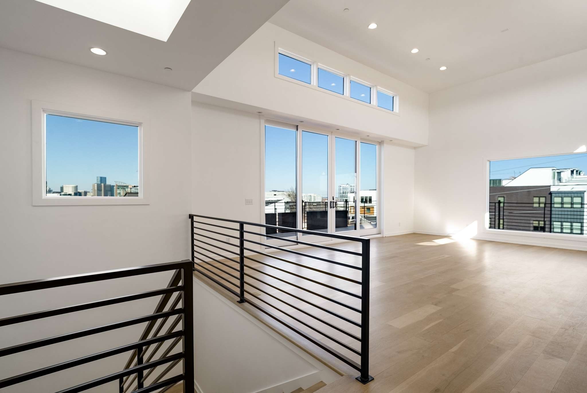 1017 12th Ave, S Unit: A