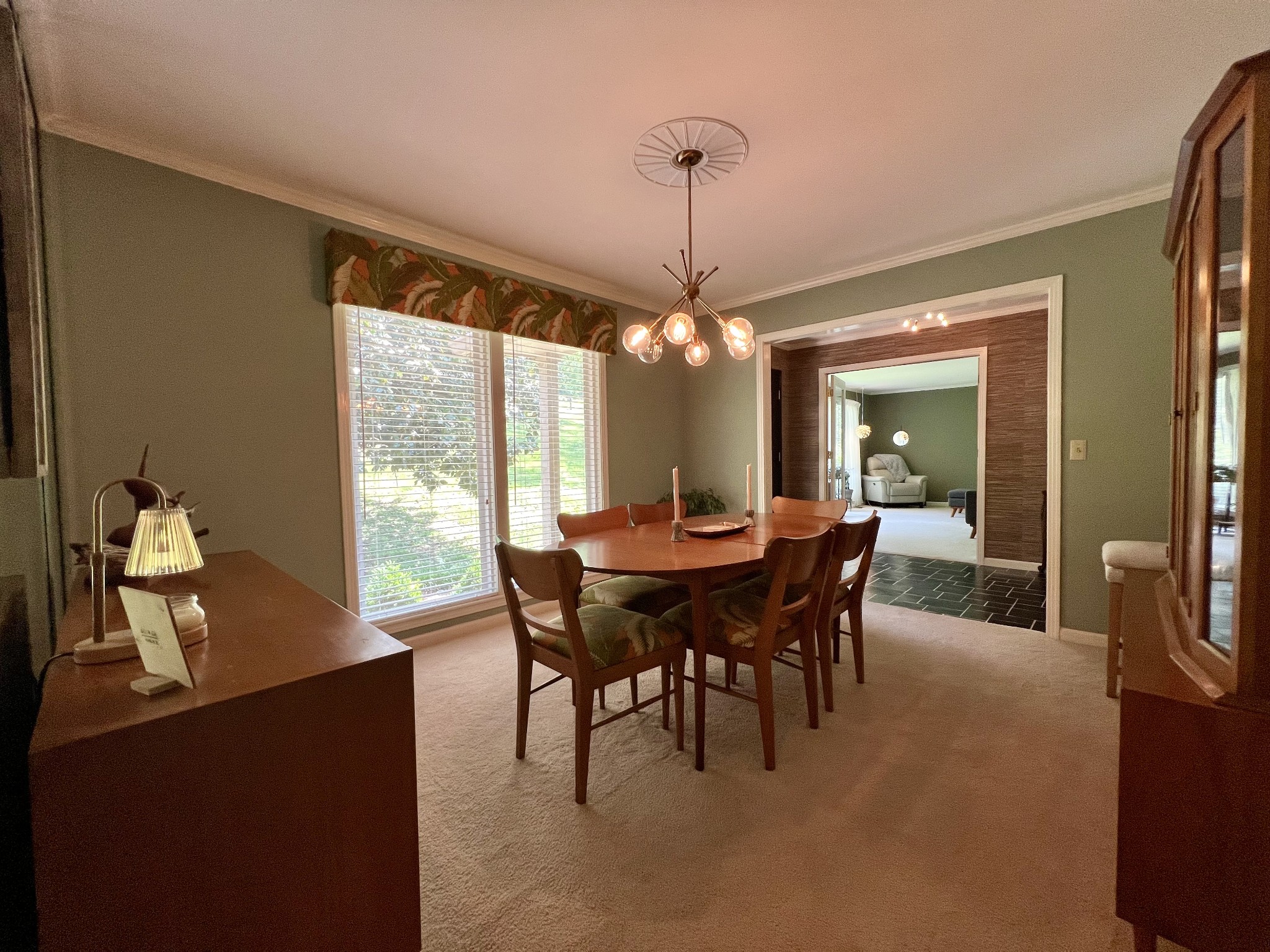 885 Holly Tree Gap Rd