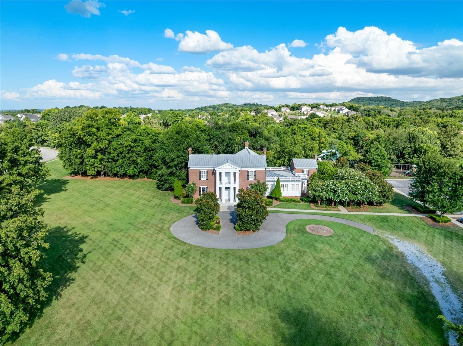 1810 Legacy Cove Ln