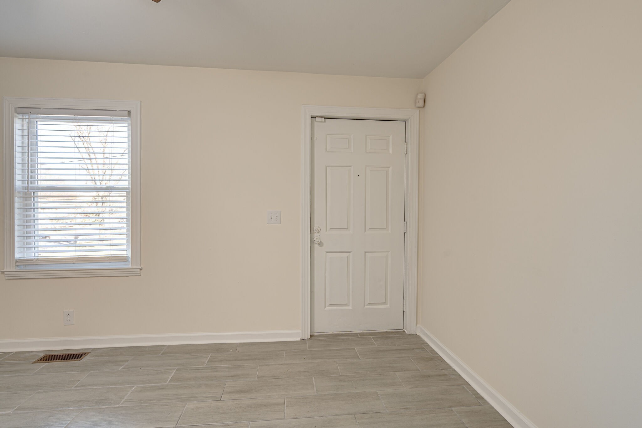 501 Cedarmont Dr