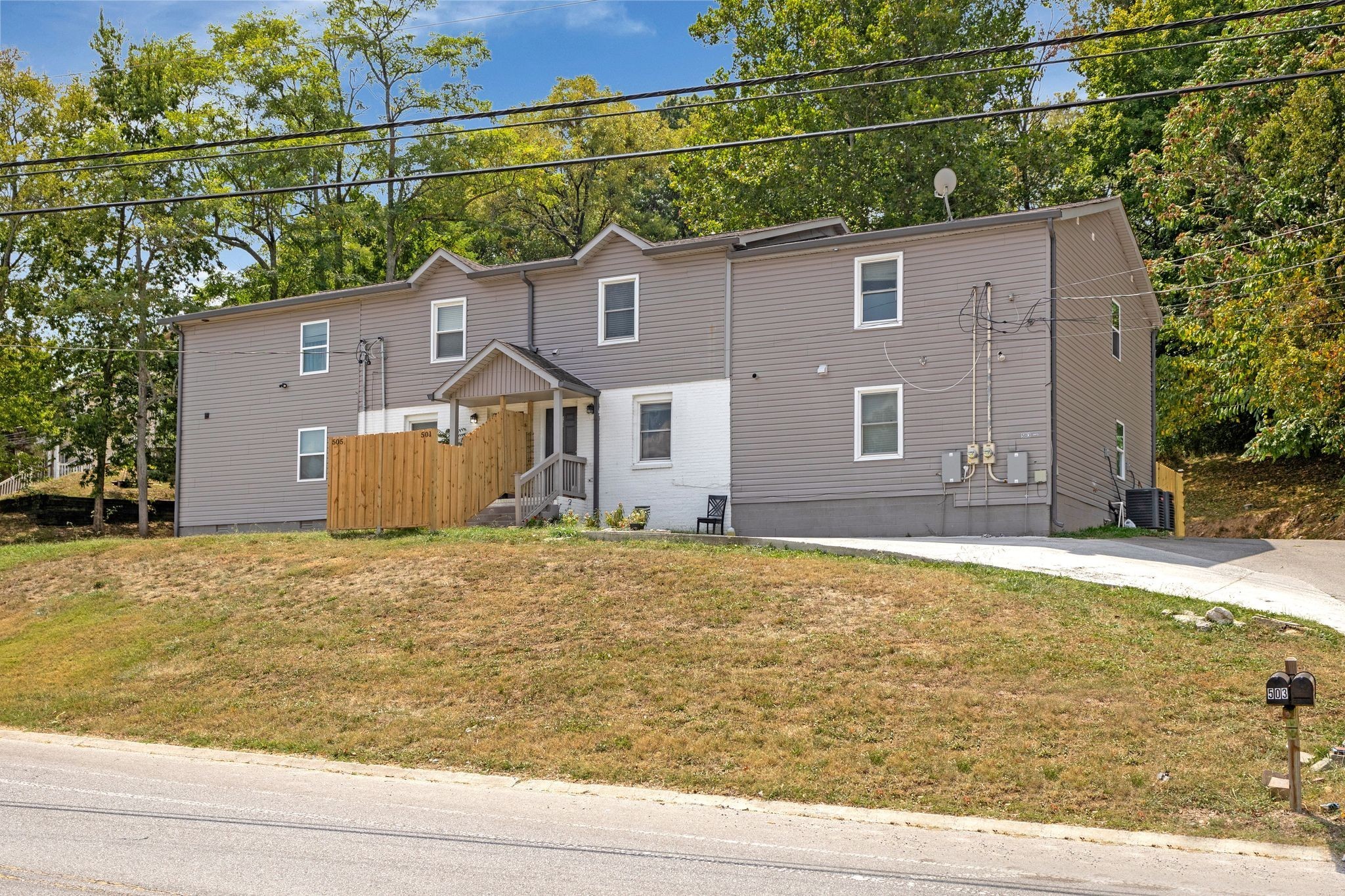 501 Cedarmont Dr
