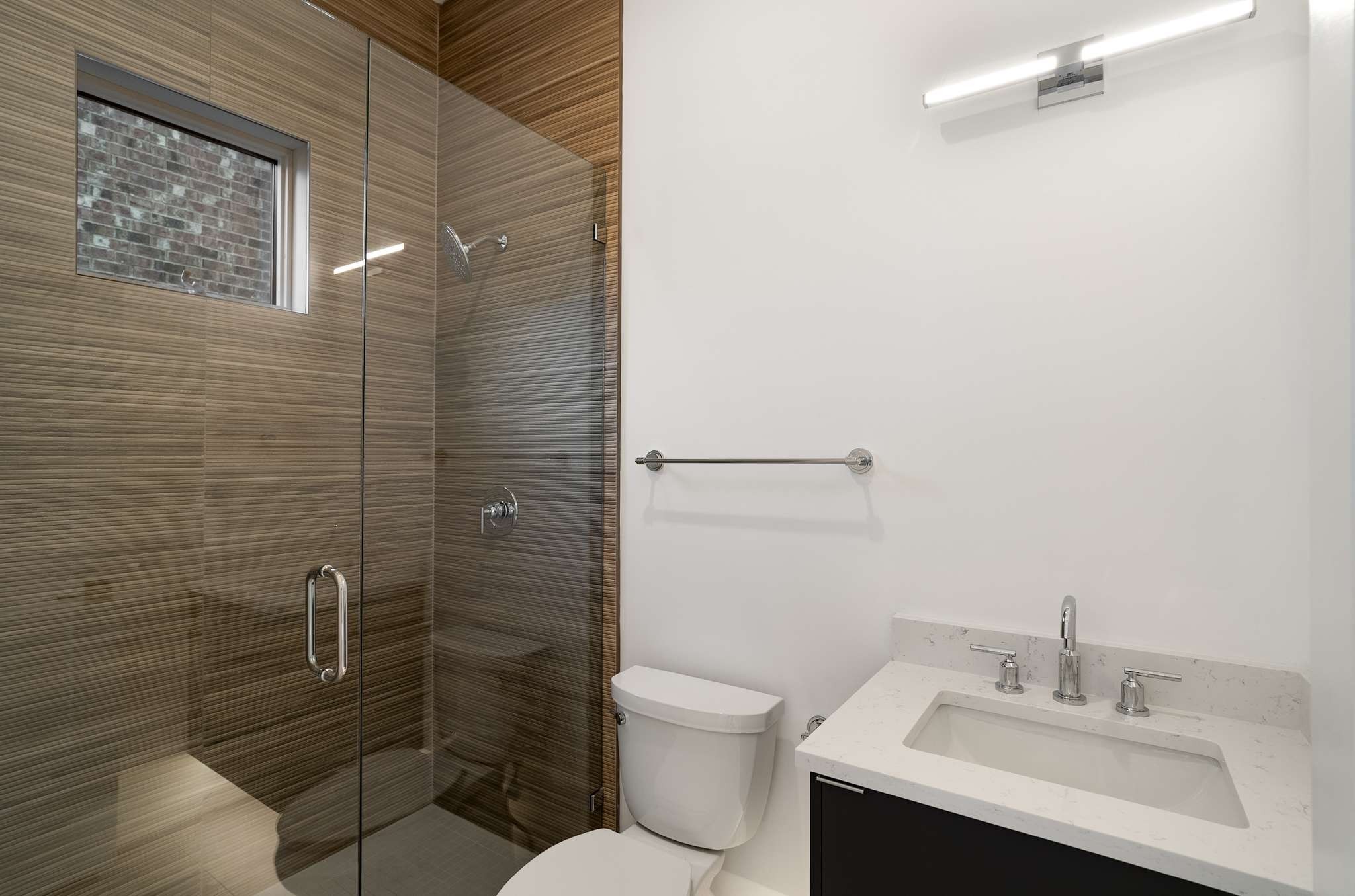 1017 12th Ave, S Unit: A