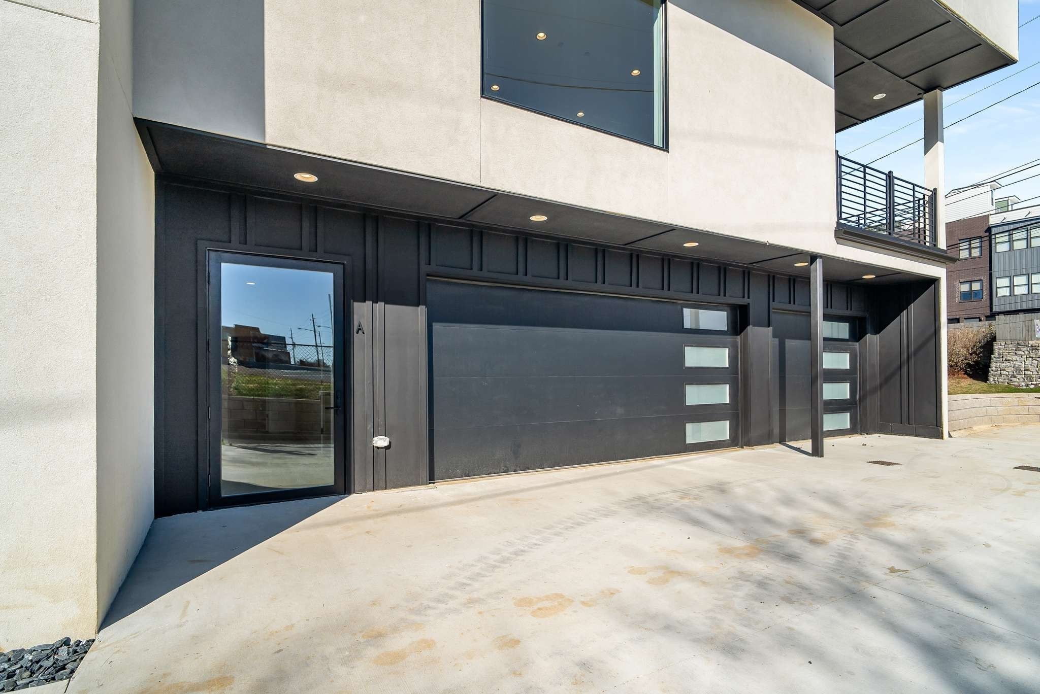 1017 12th Ave, S Unit: A