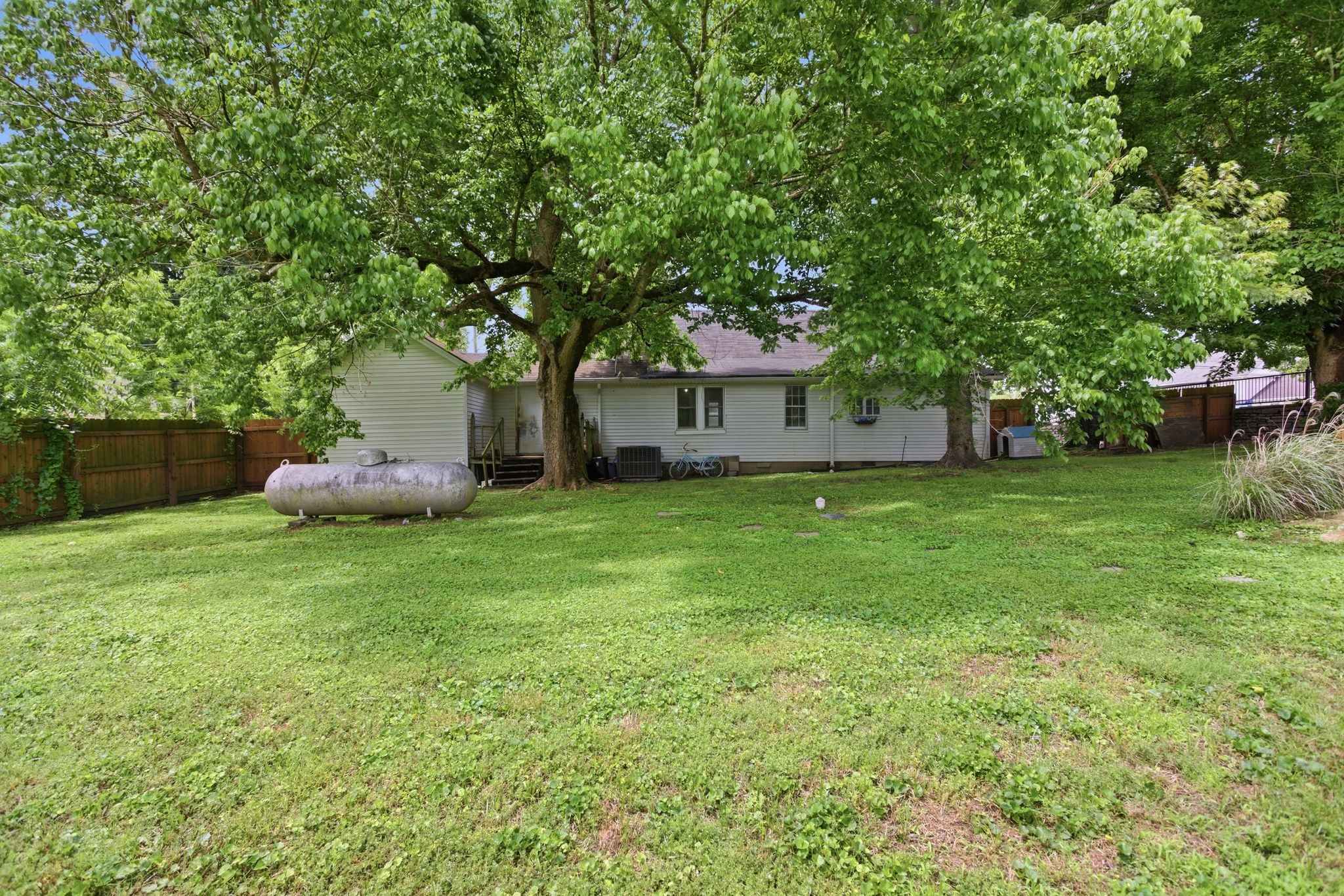 306 N Main St