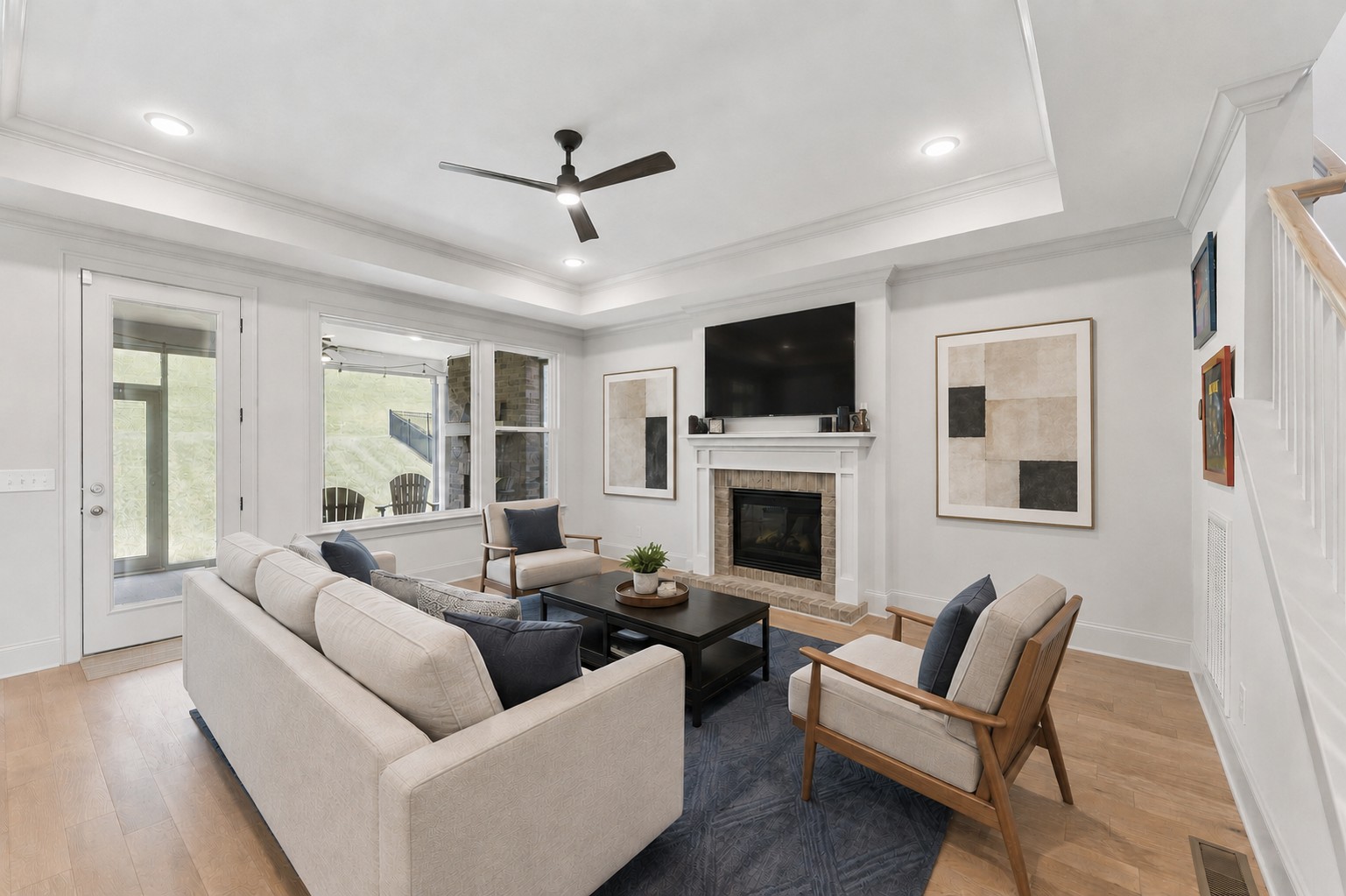 7025 Vineyard Valley Dr