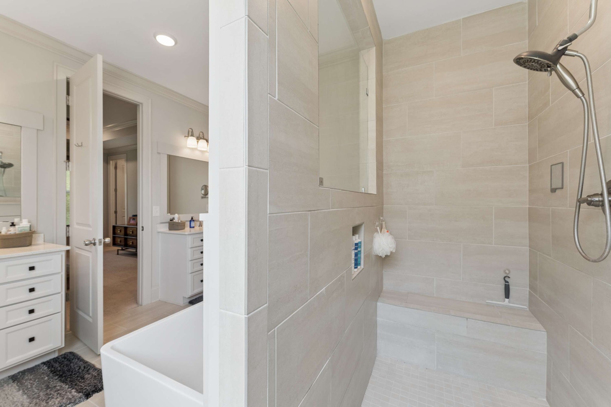 7025 Vineyard Valley Dr