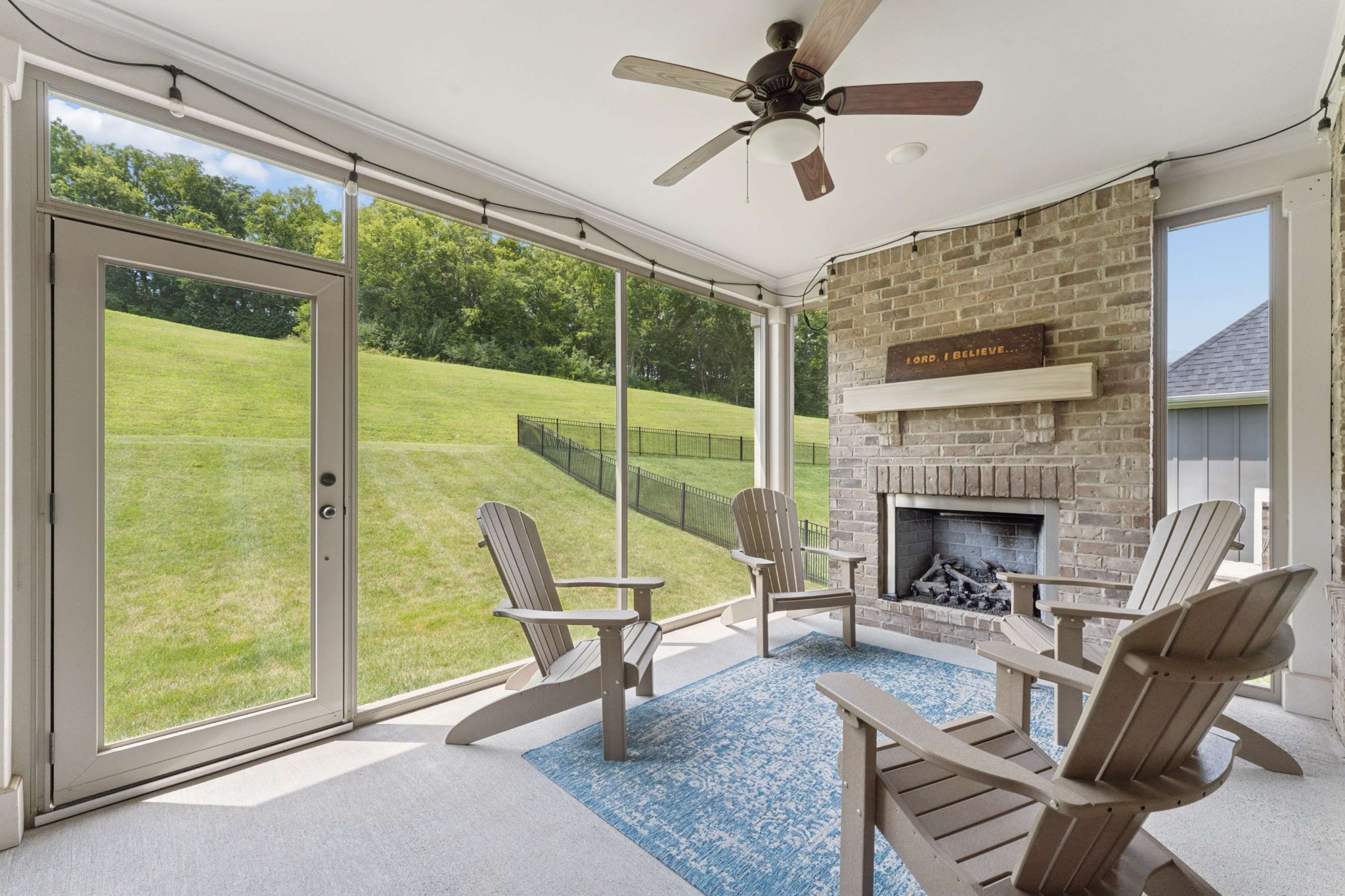7025 Vineyard Valley Dr